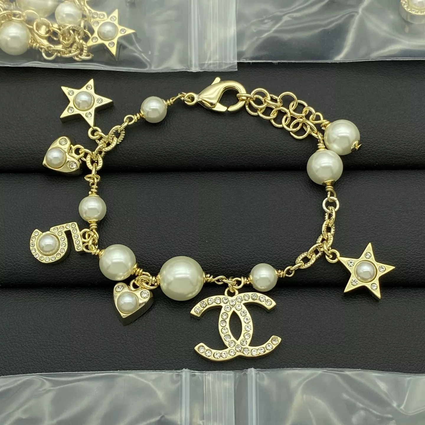 Chanel Bracelets For Women AllSeason 9131