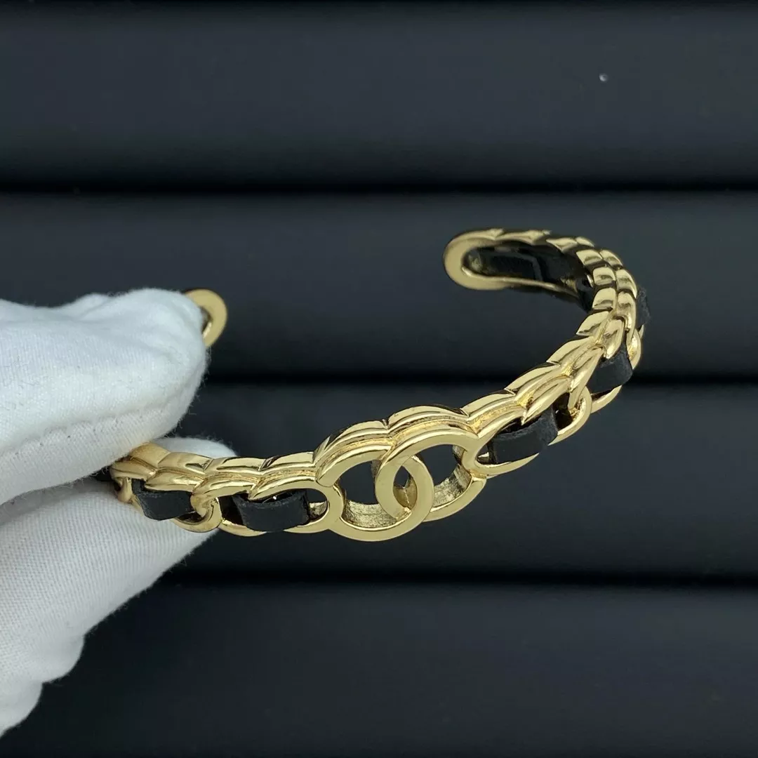 Chanel Bracelets Functional 9685