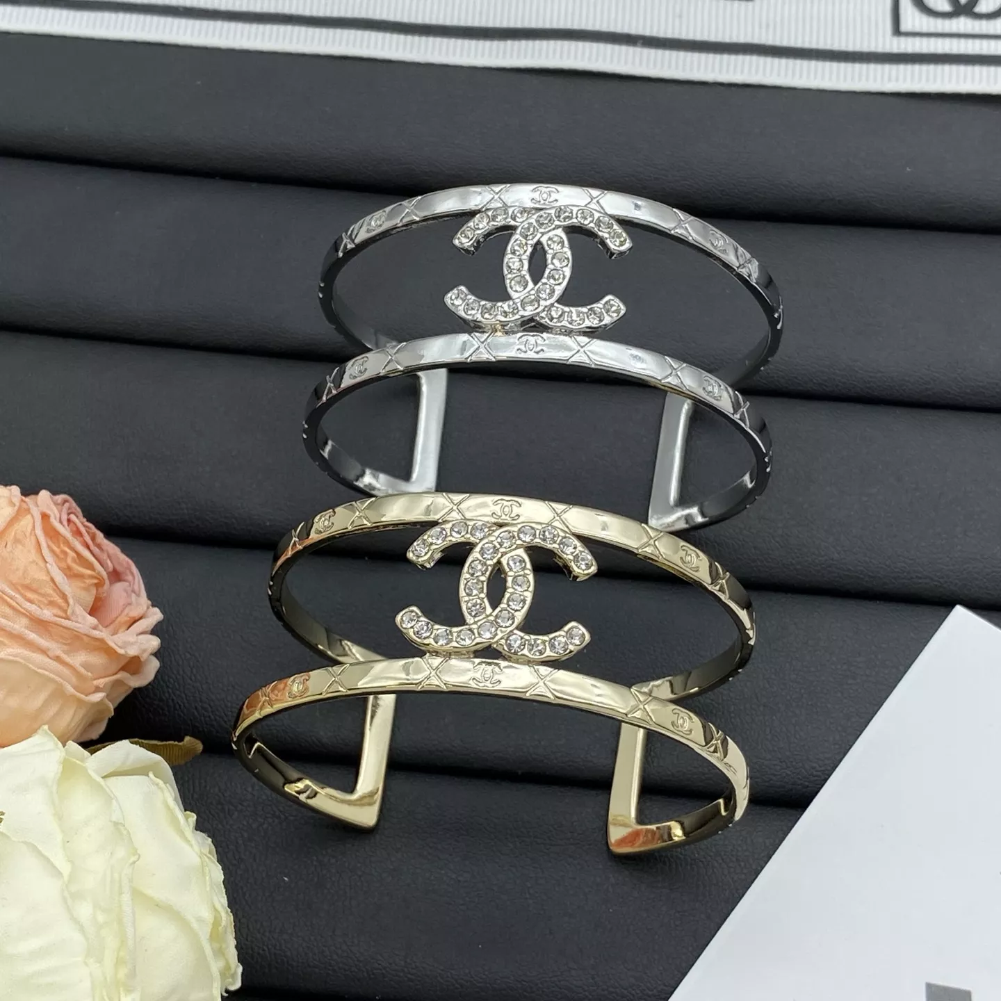 Chanel Bracelets Sleek 4329