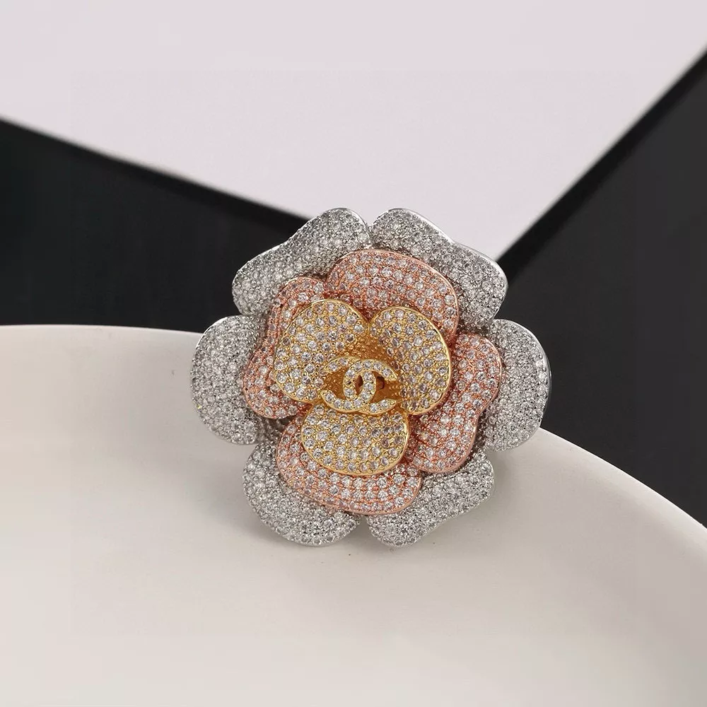 Chanel Brooches For Women Affordable 3582