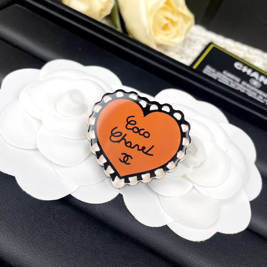 Chanel Brooches For Women Breathable 2667