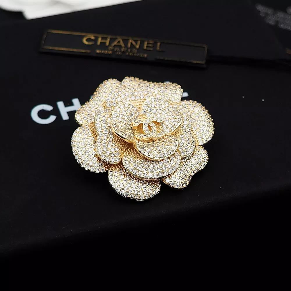 Chanel Brooches For Women DailyWear 8868