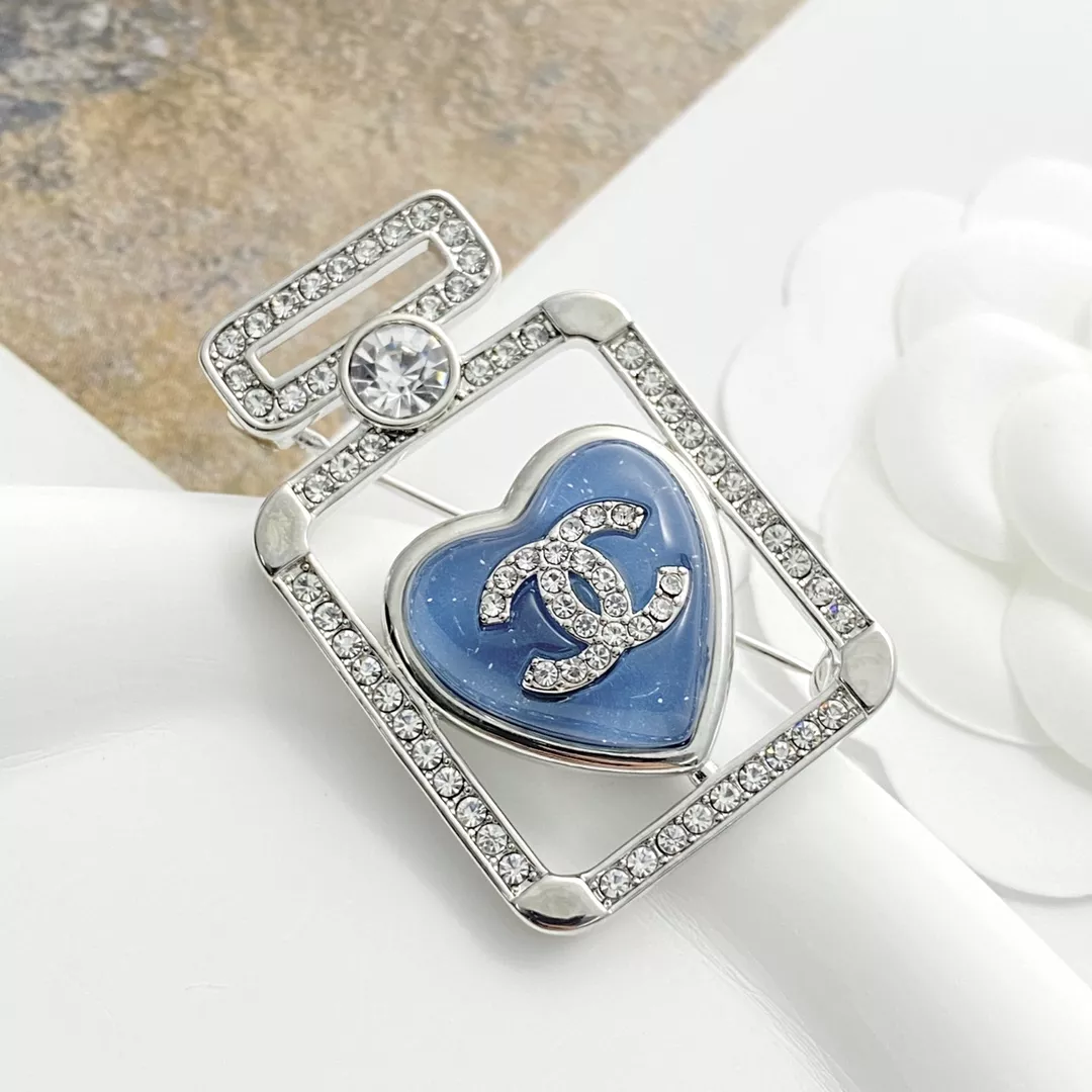 Chanel Brooches For Women EasyMatch 6216