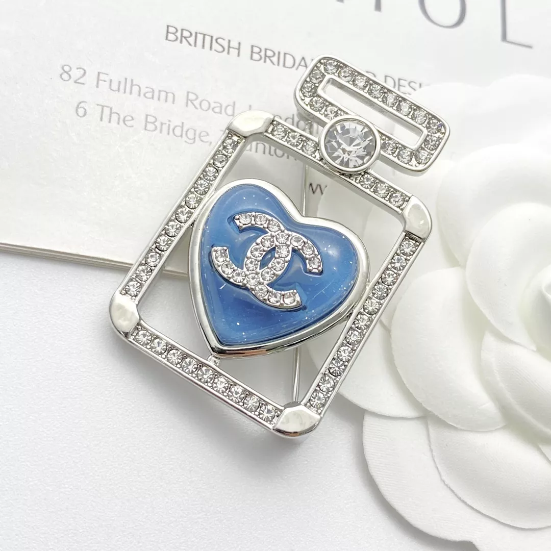 Chanel Brooches For Women EasyMatch 6216