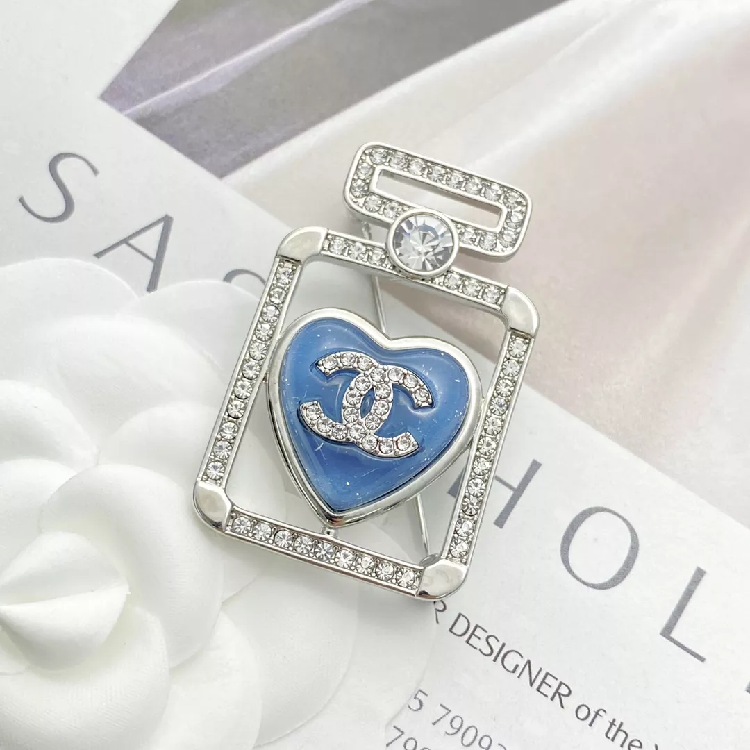 Chanel Brooches For Women EasyMatch 6216