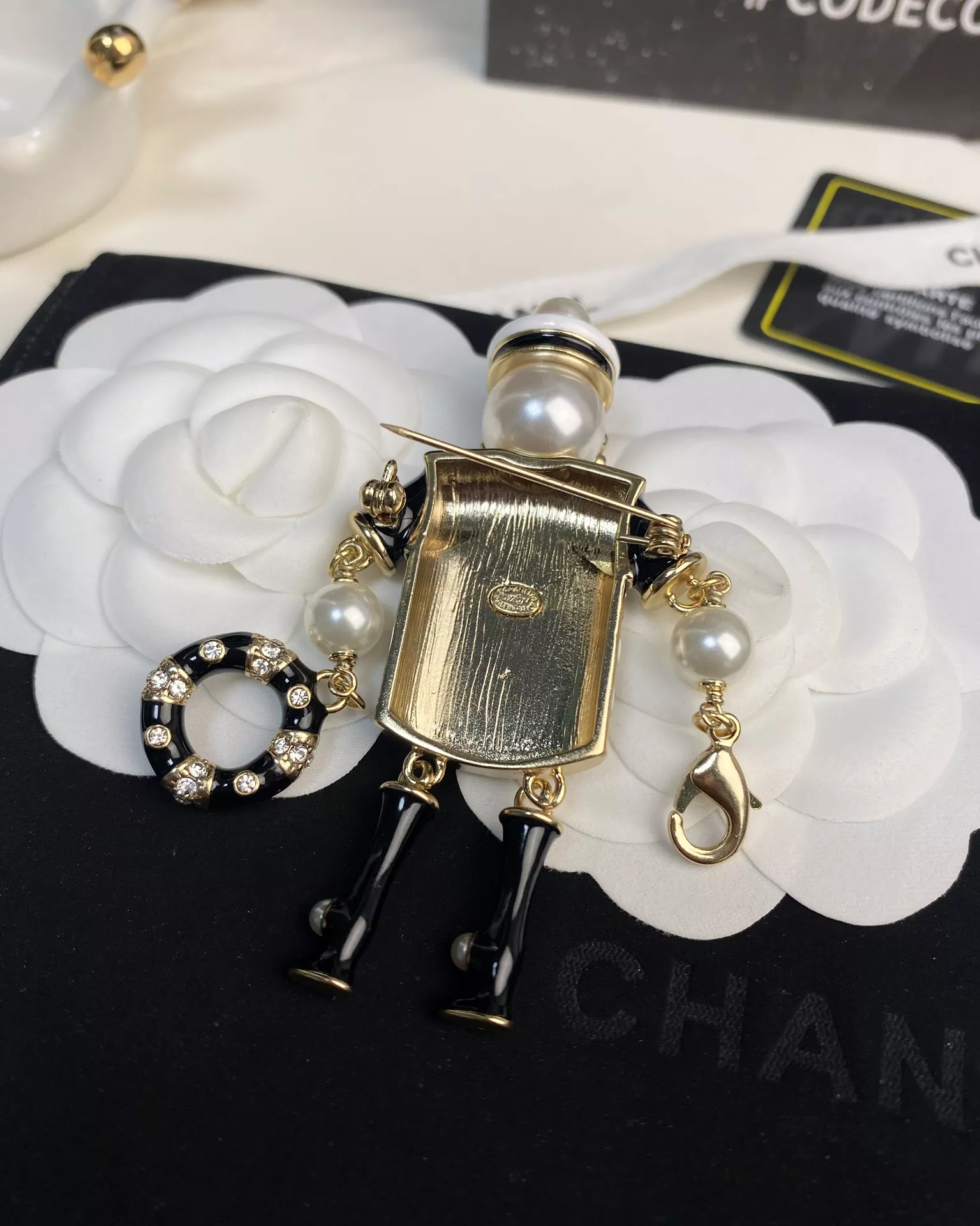 Chanel Brooches For Women Popular 353