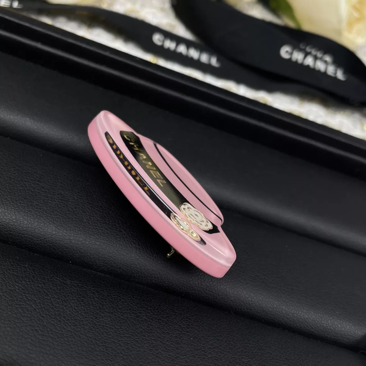 Chanel Brooches For Women Timeless 5553