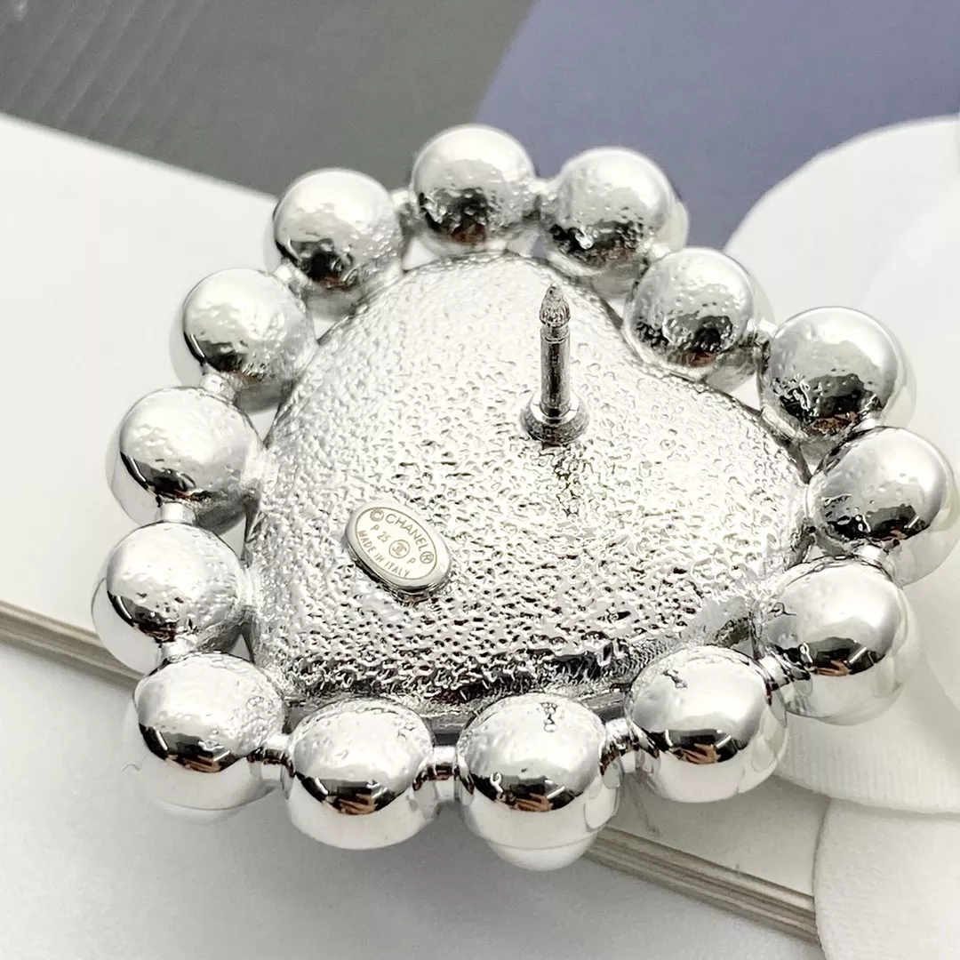 Chanel Brooches For Women Timeless 6366