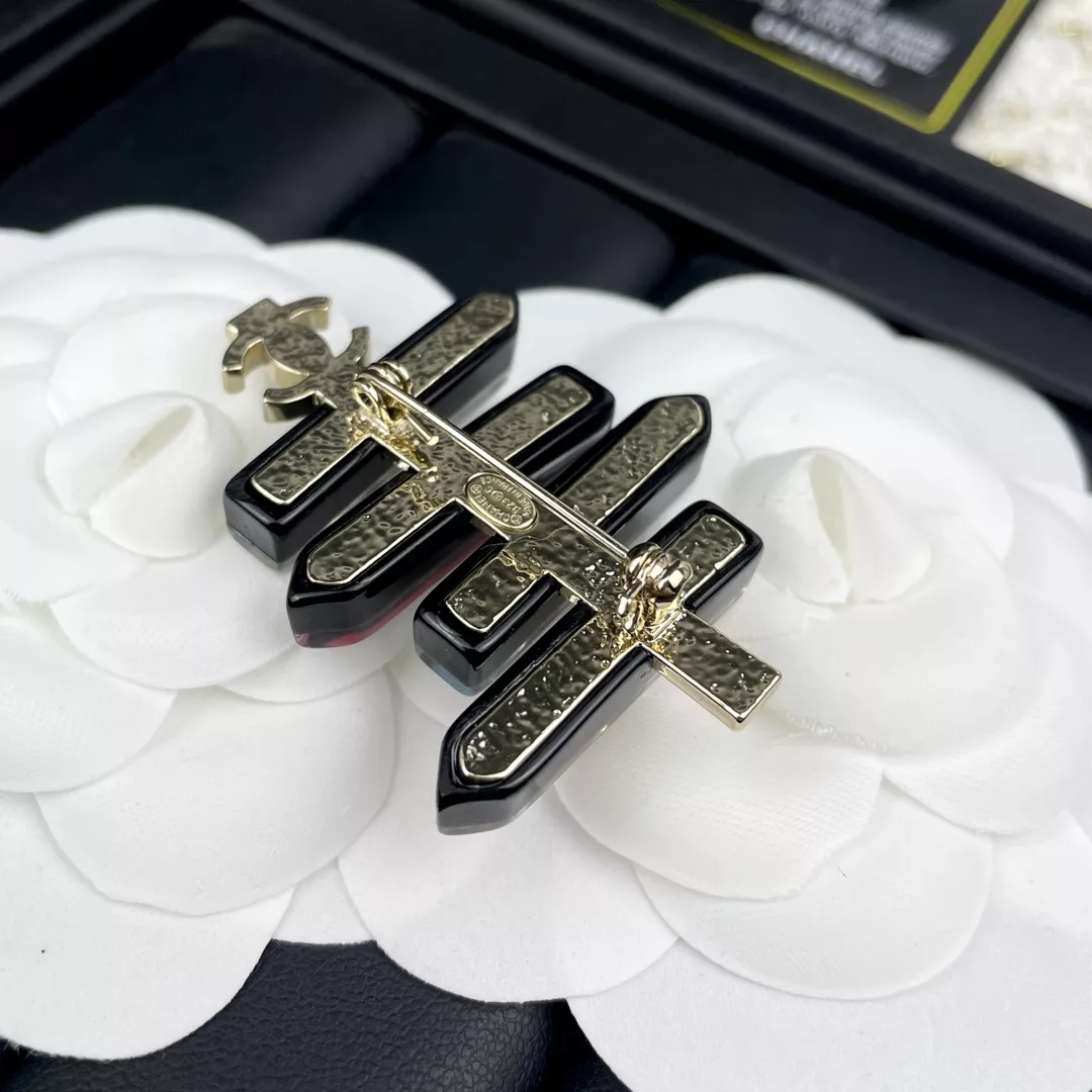 Chanel Brooches For Women Trendsetting 7929