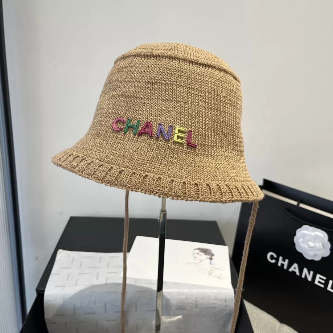 Chanel Caps Compact 5925