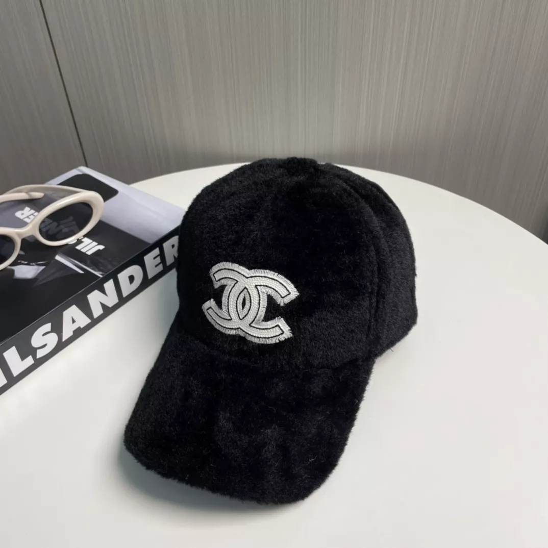 Chanel Caps Cozy 176