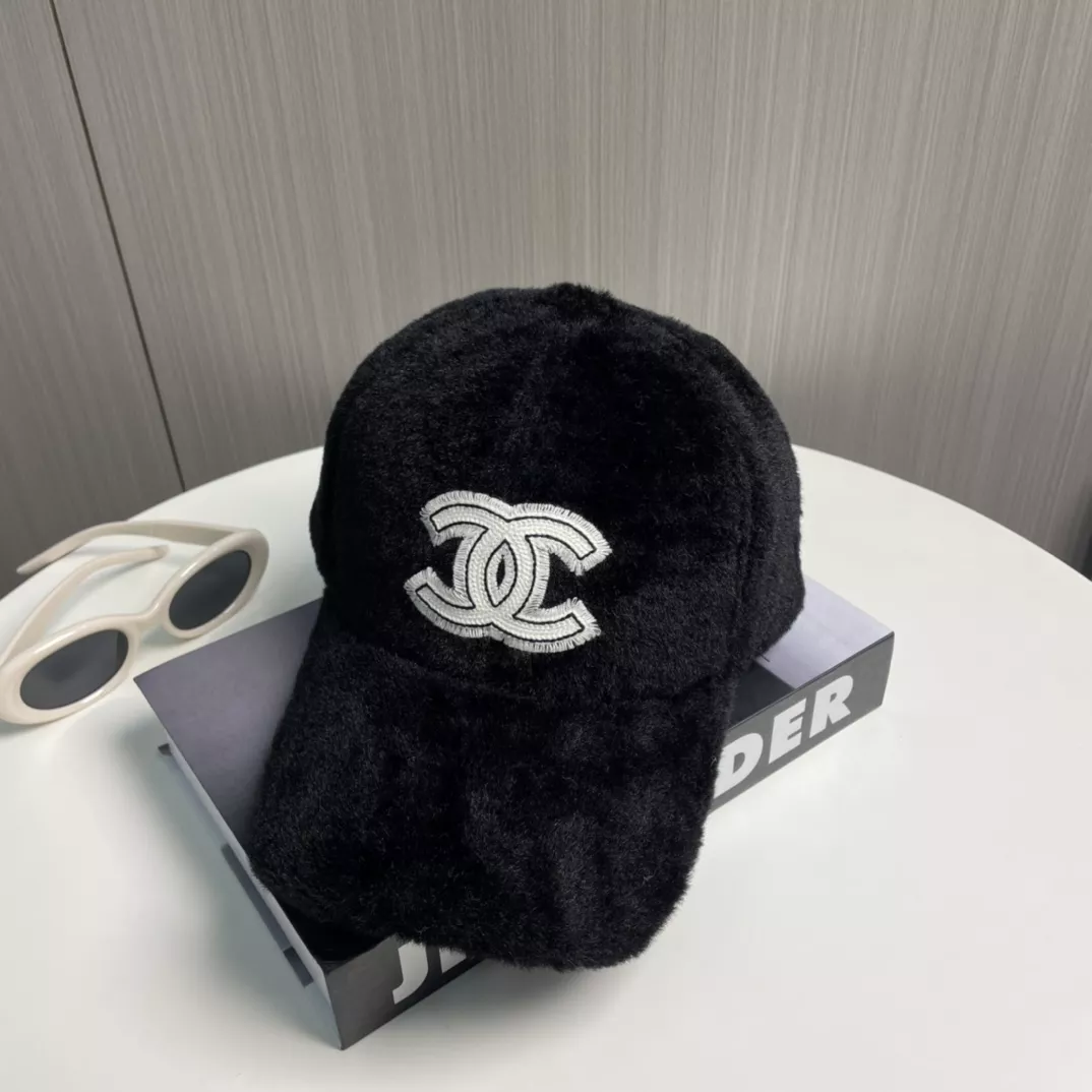 Chanel Caps Cozy 176