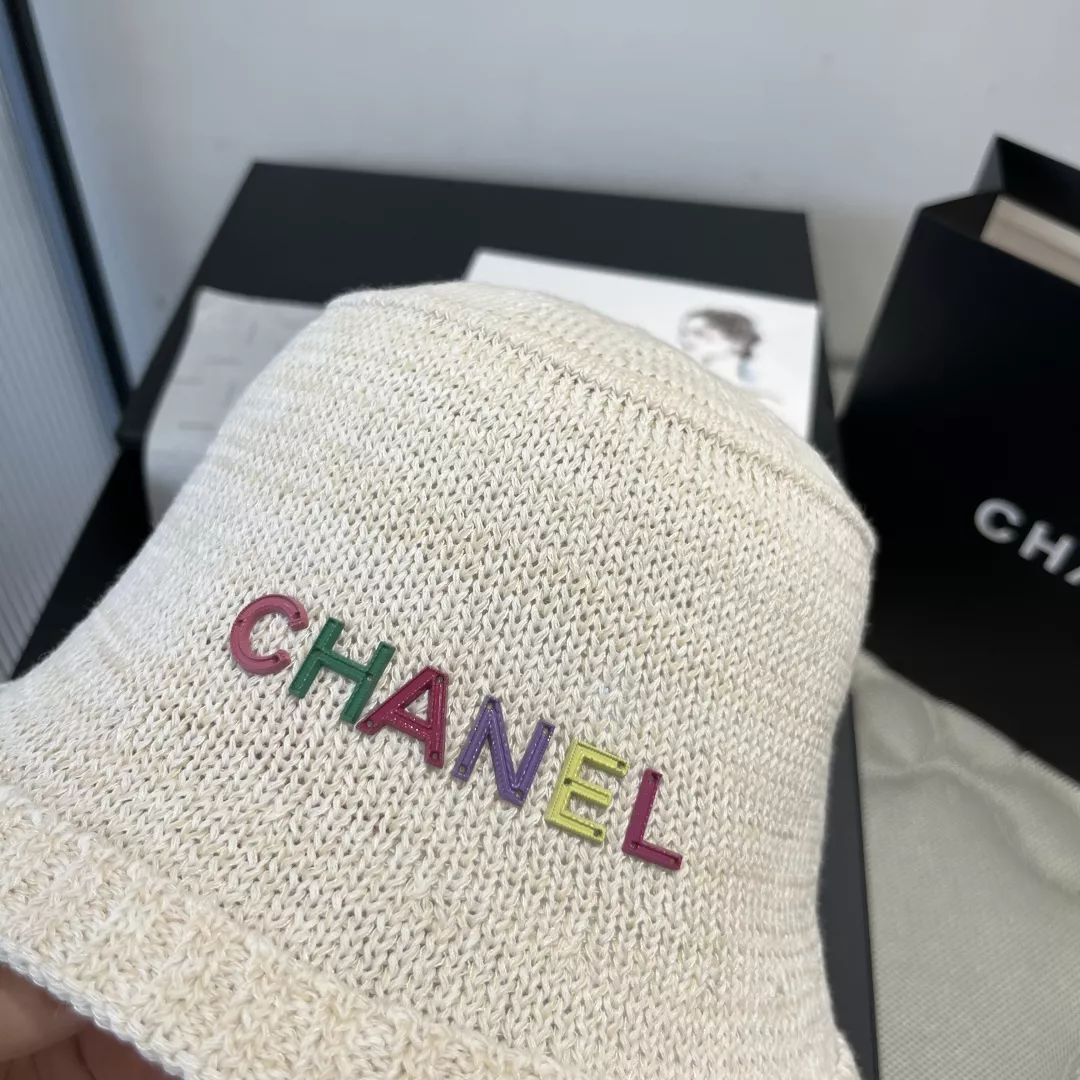 Chanel Caps Resilient 1388