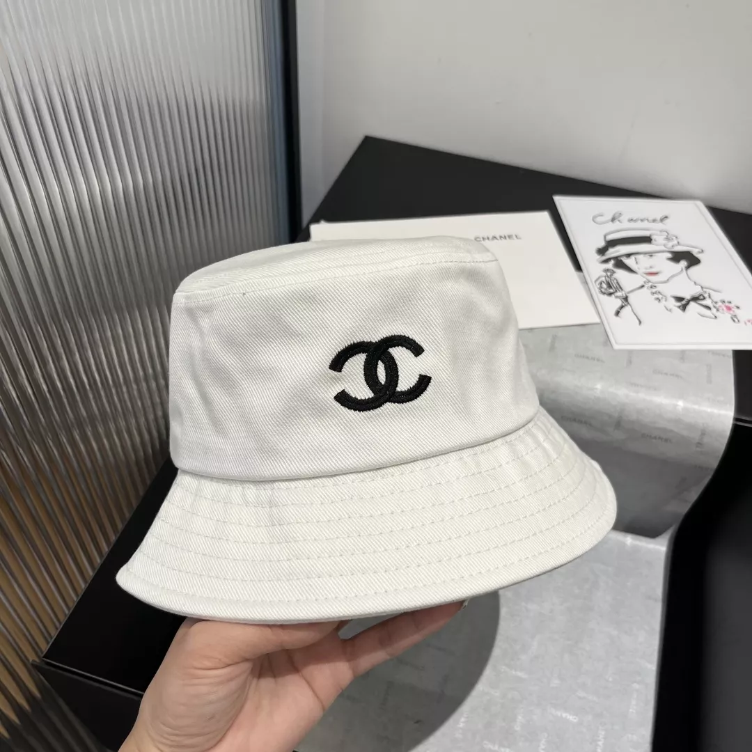 Chanel Caps Soft 7070