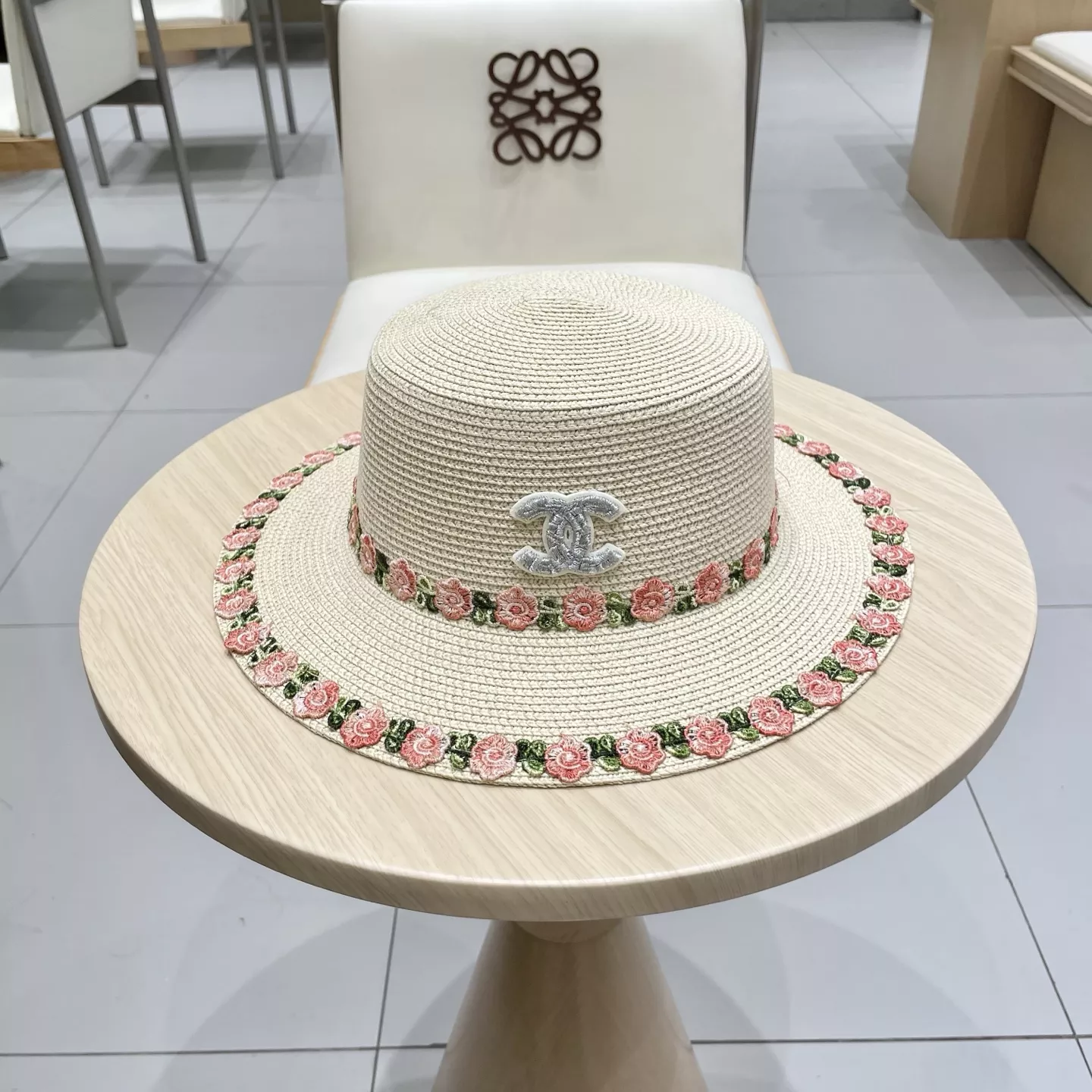 Chanel Caps Timeless 7011