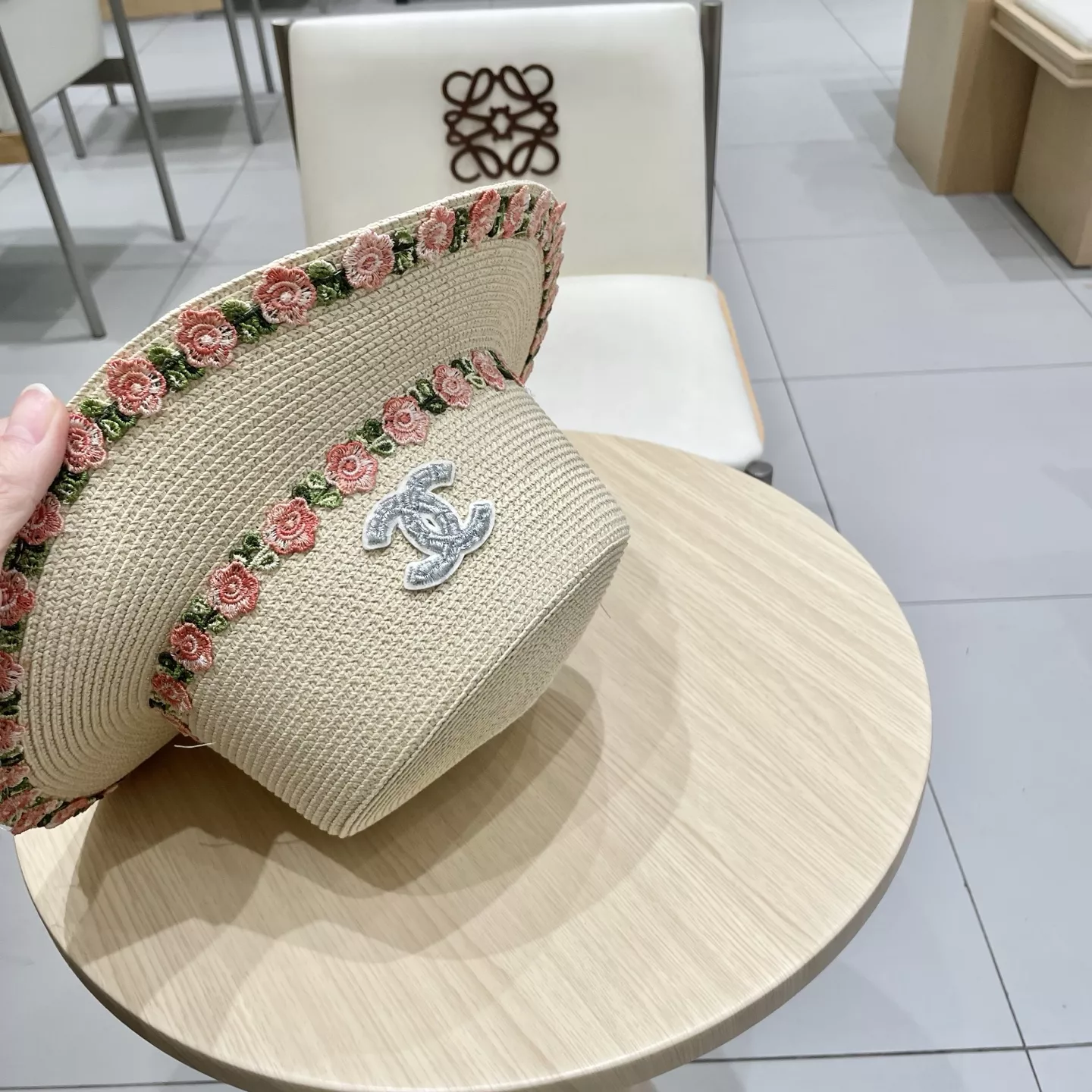 Chanel Caps Timeless 7011