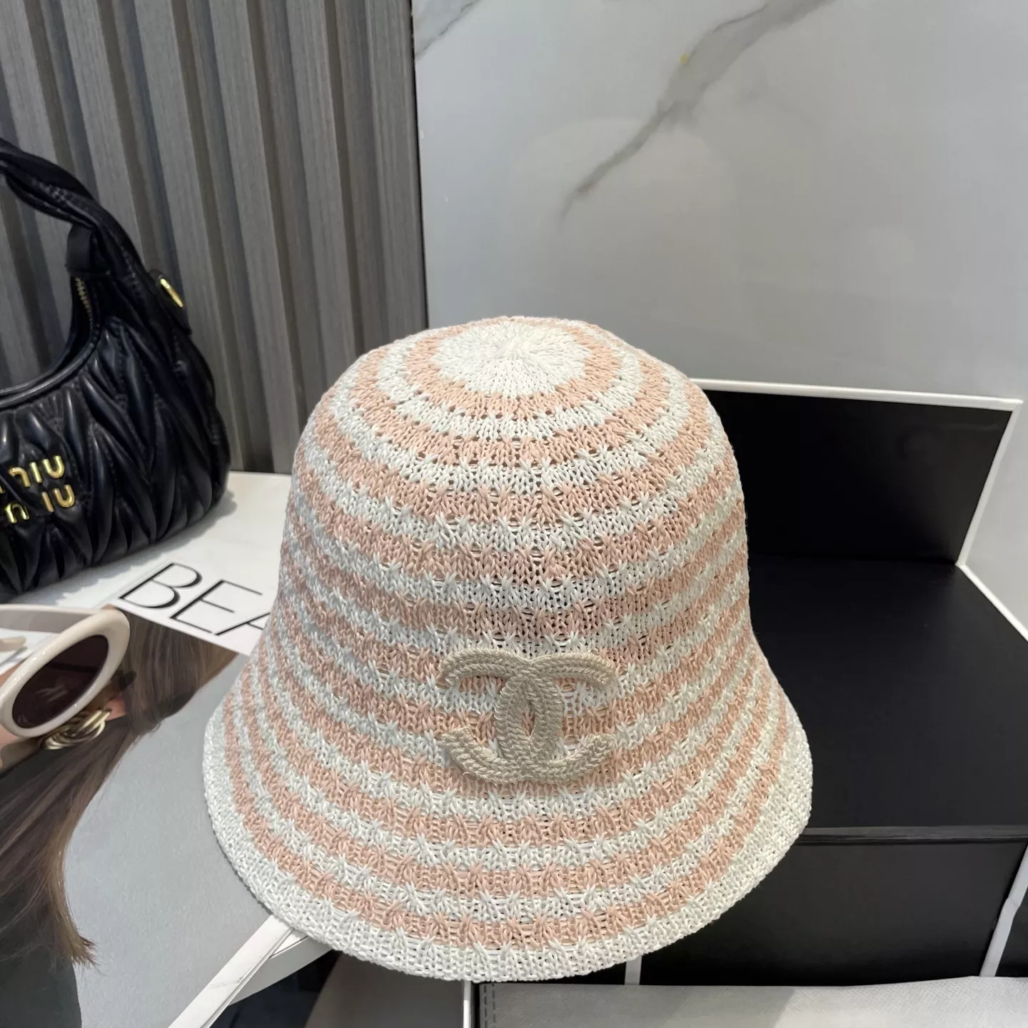 Chanel Caps Trendsetting 4233