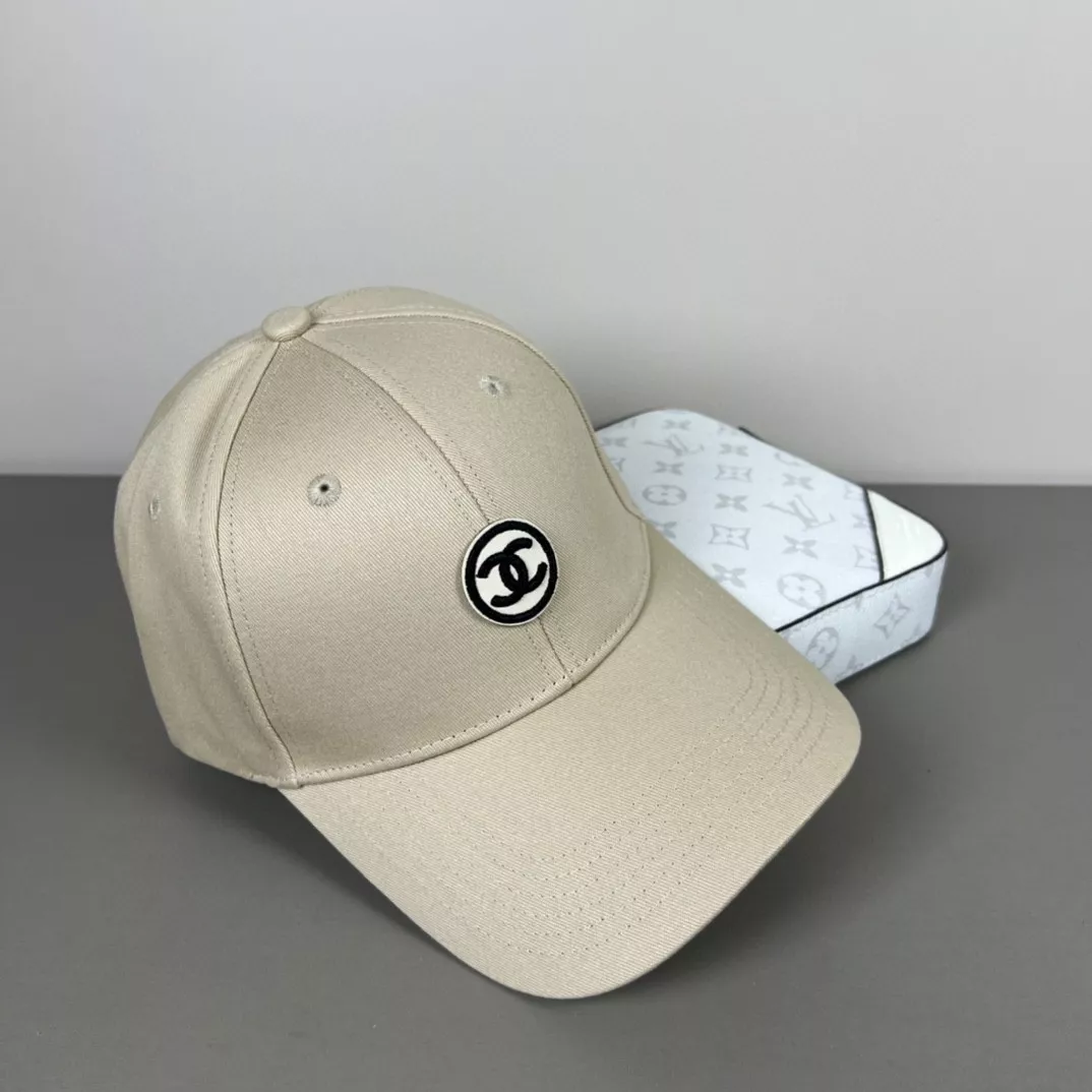 Chanel Caps Trendy 4818