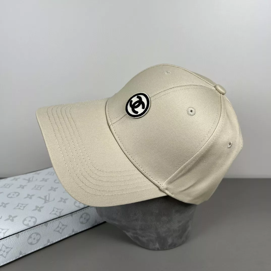 Chanel Caps Trendy 4818