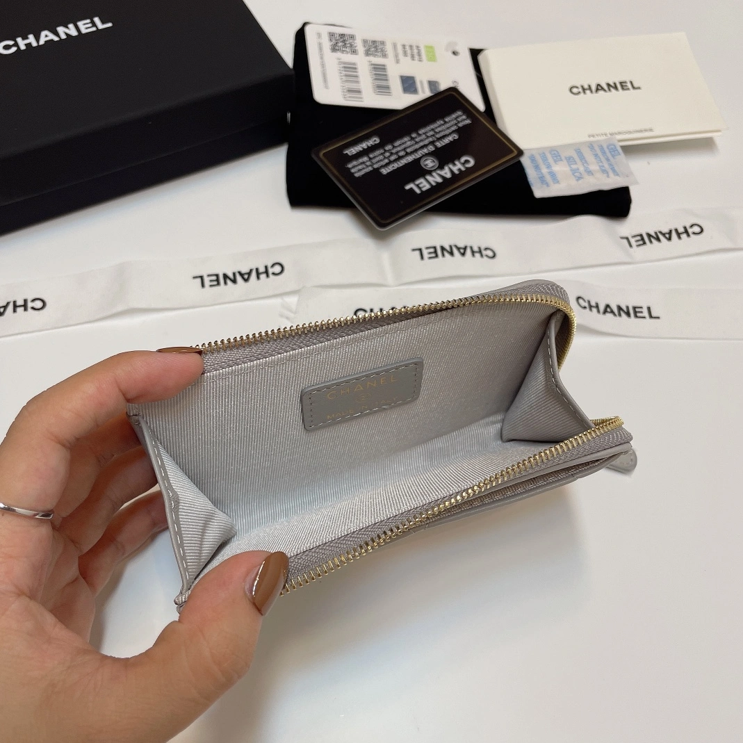 Chanel Card Case Comfortable 4037