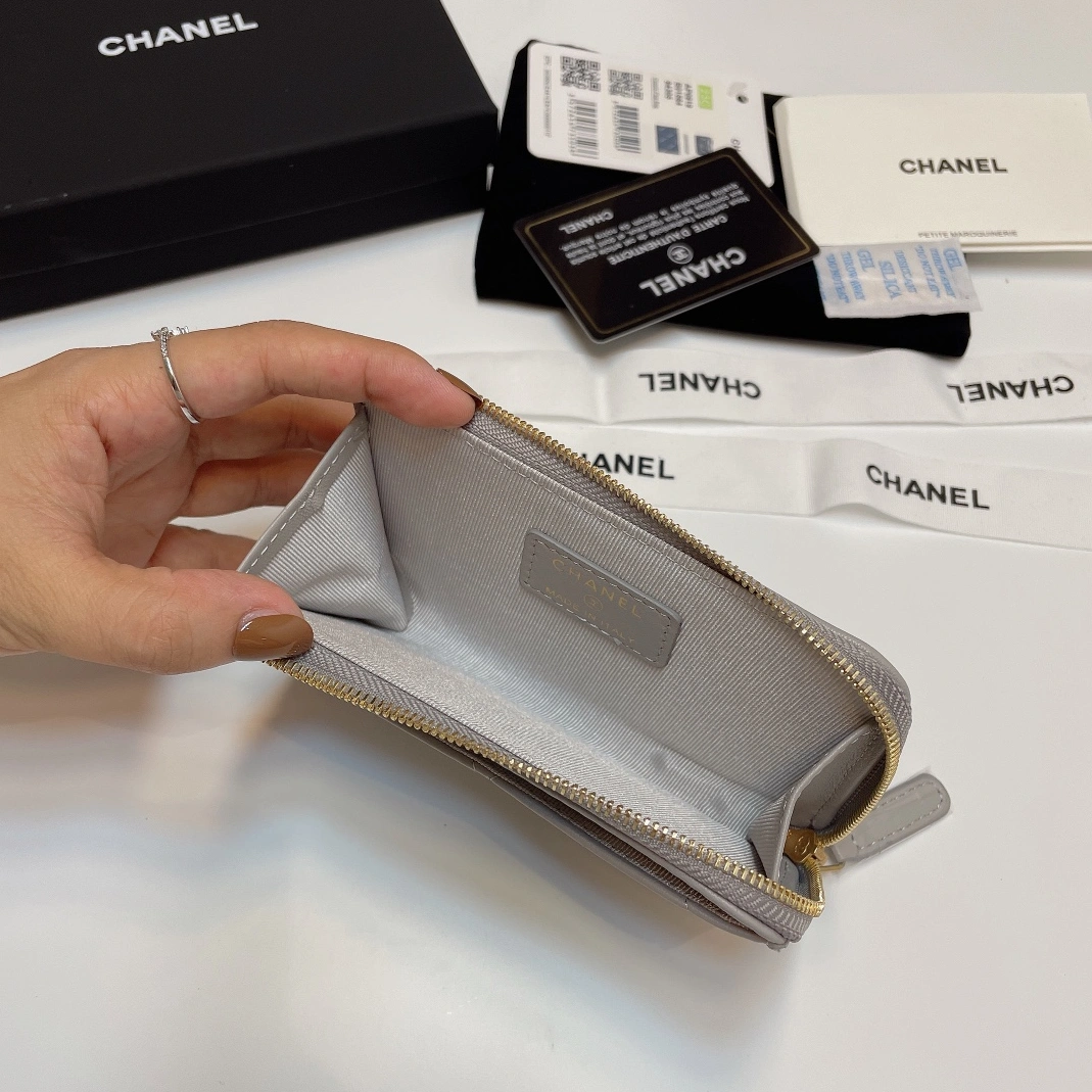 Chanel Card Case Comfortable 4037