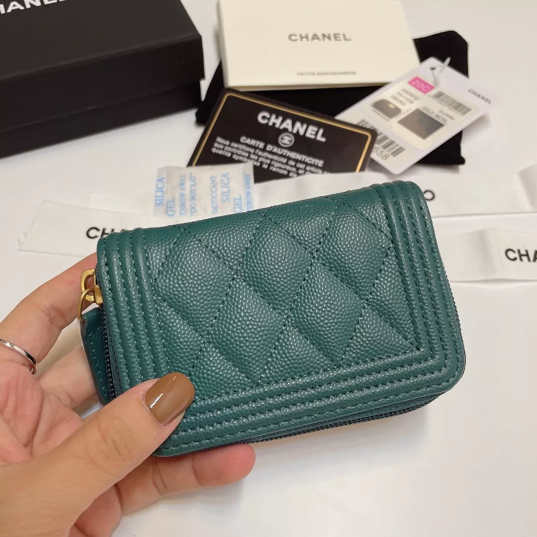 Chanel Card Case Cozy 8107