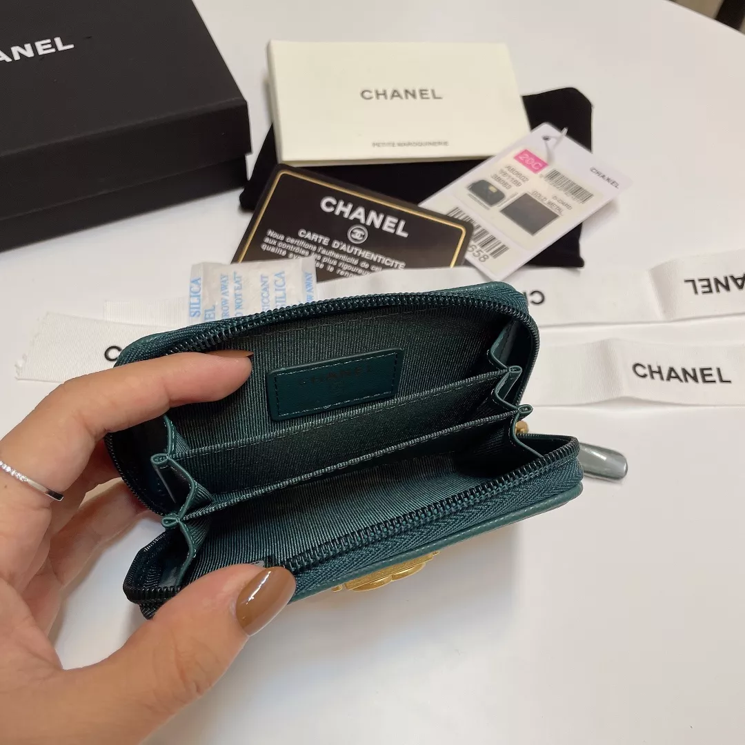 Chanel Card Case Cozy 8107