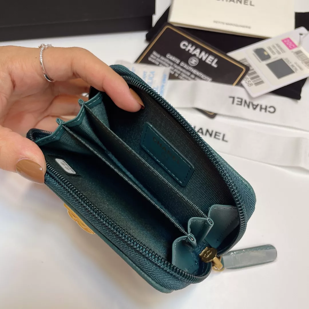 Chanel Card Case Cozy 8107