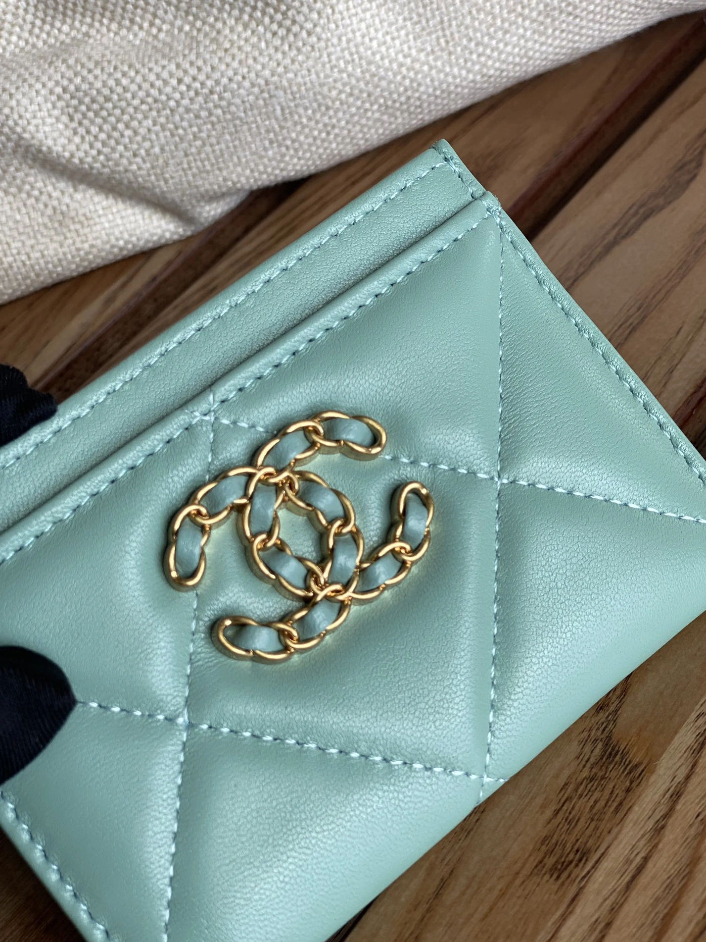 Chanel Card Case Durable 5869