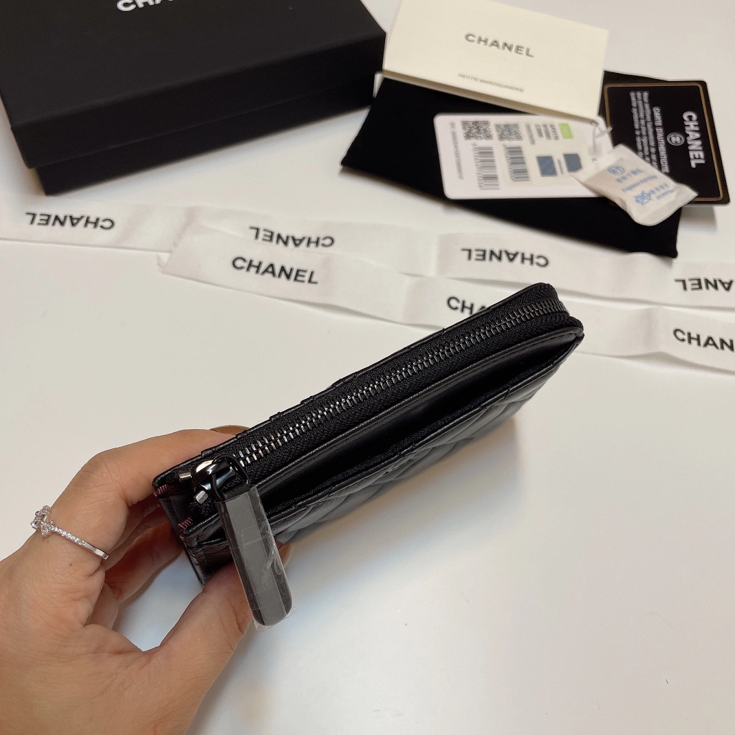 Chanel Card Case Durable 989