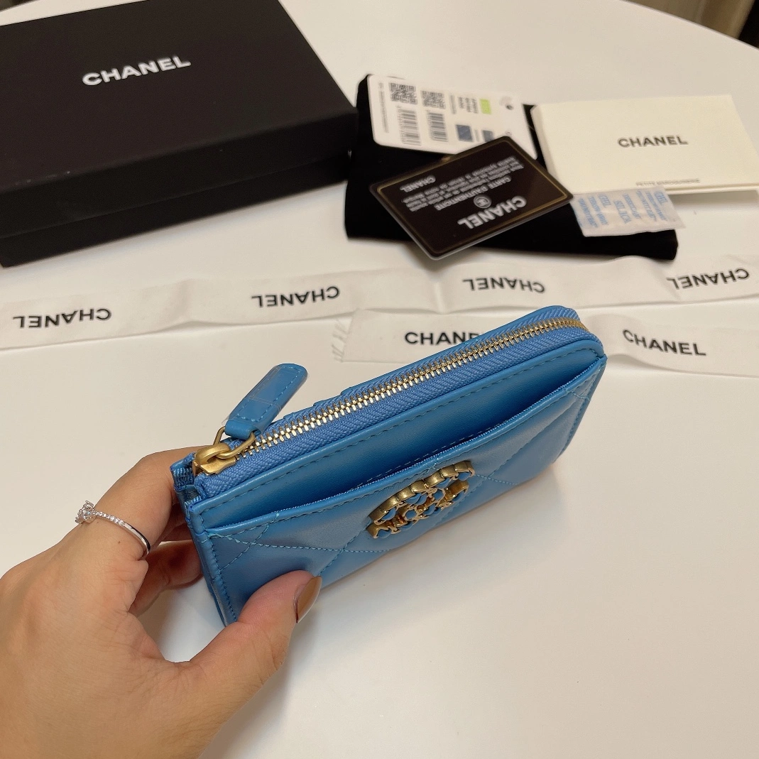 Chanel Card Case EyeCatching 9170