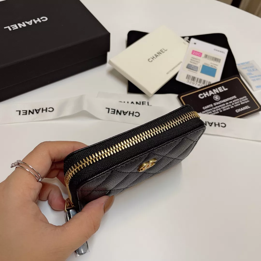 Chanel Card Case Minimalist 552