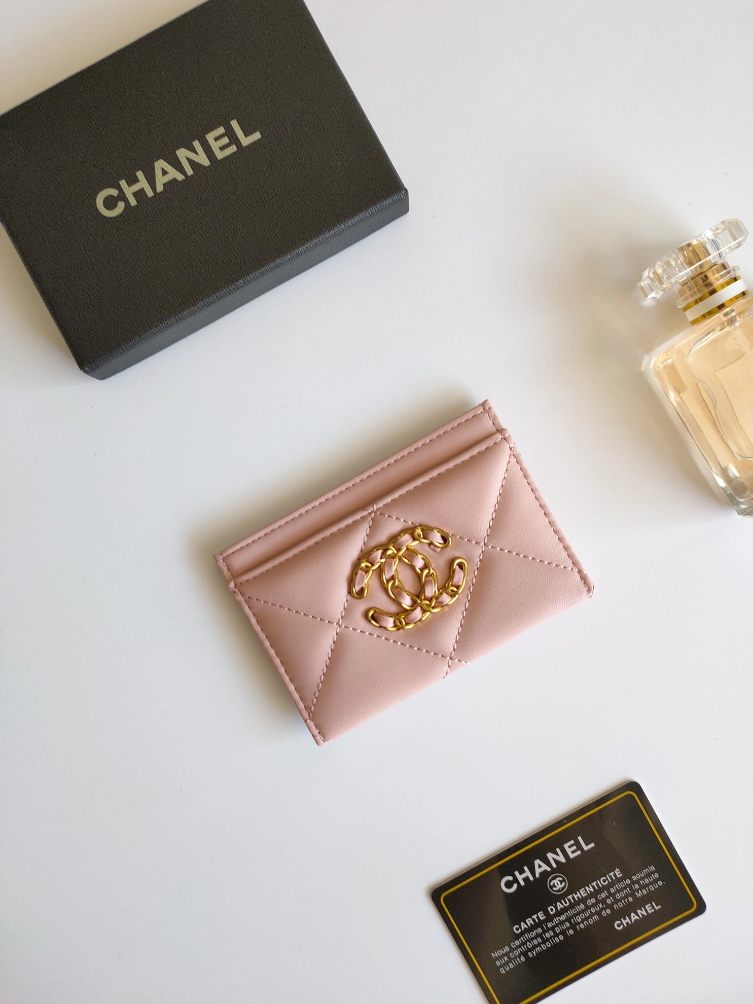 Chanel Card Case Resilient 2447