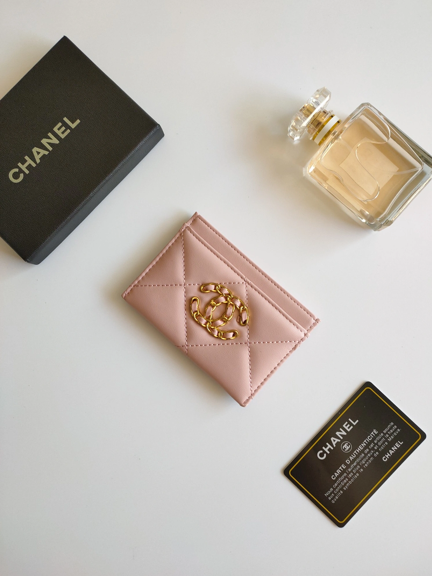 Chanel Card Case Resilient 2447