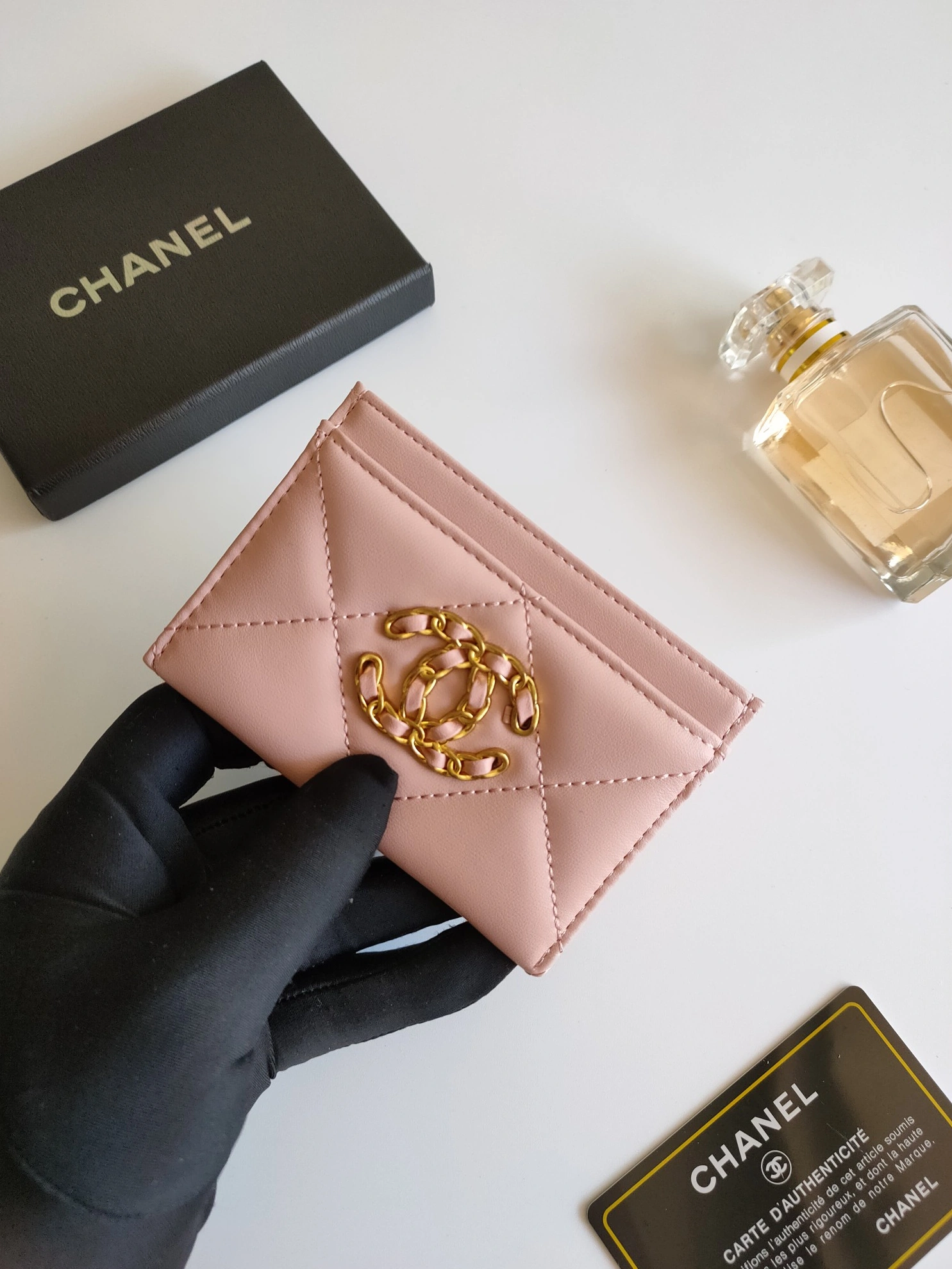 Chanel Card Case Resilient 2447