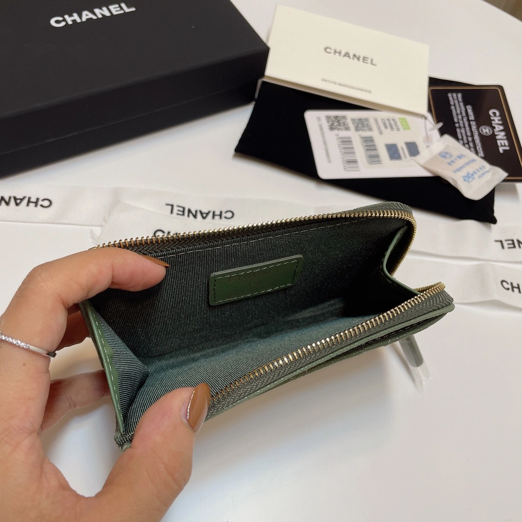 Chanel Card Case StreetReady 402