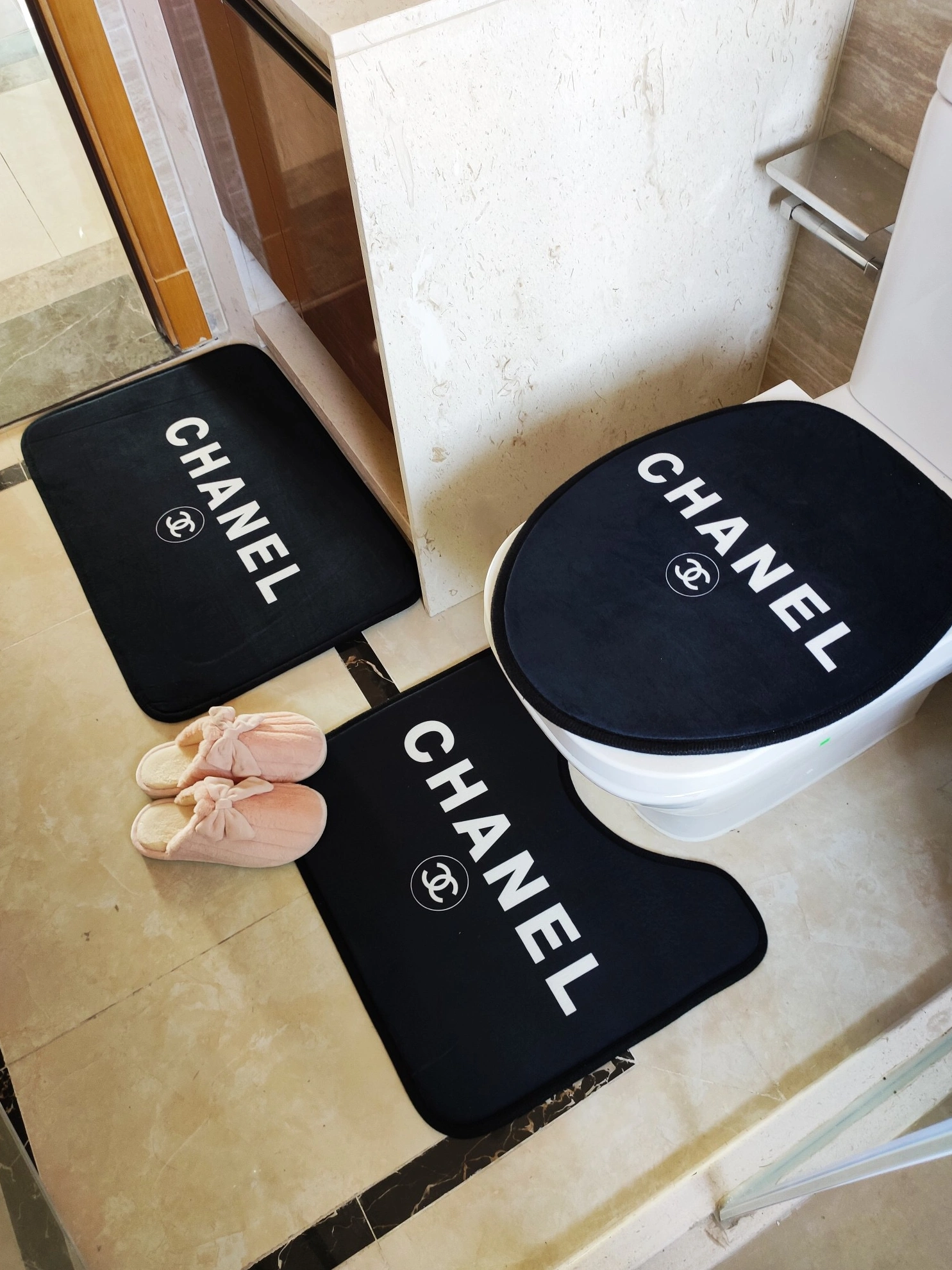 Chanel Carpets Efficient 215