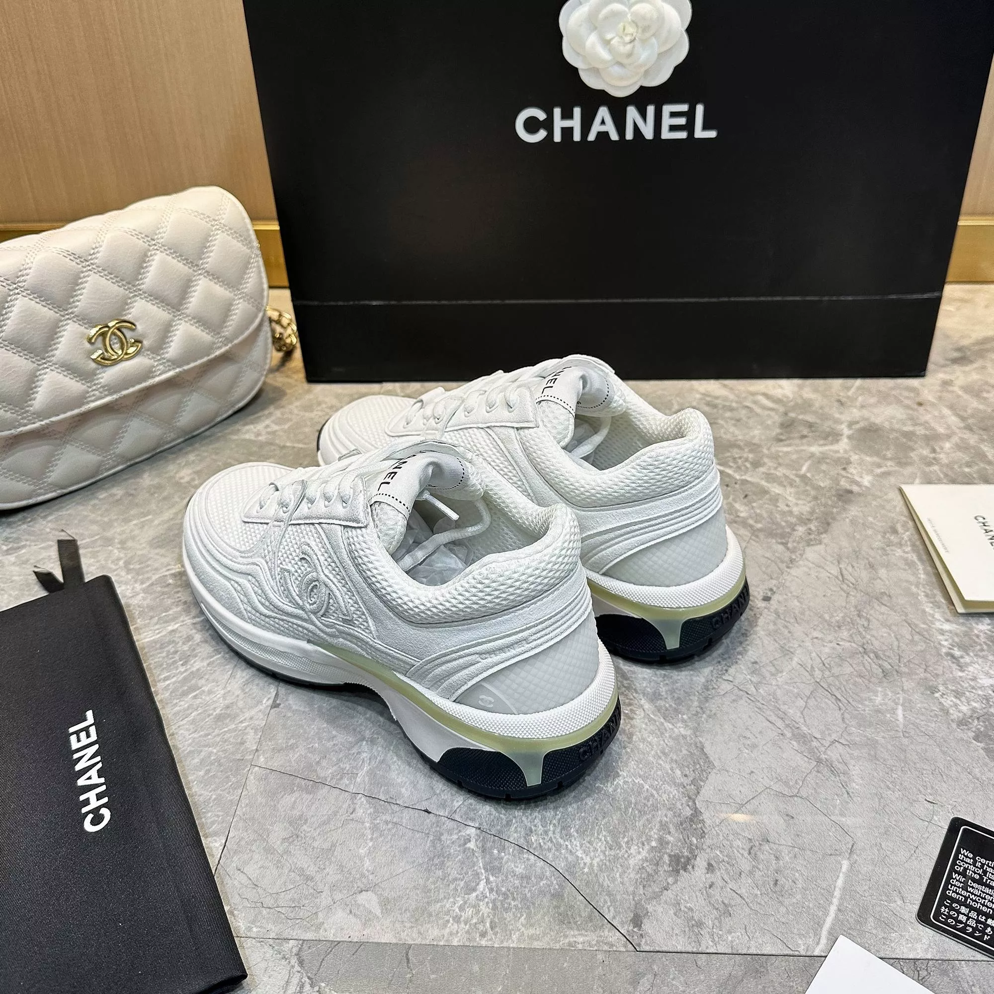 Chanel Casual Shoes For Men Fashionable 7127