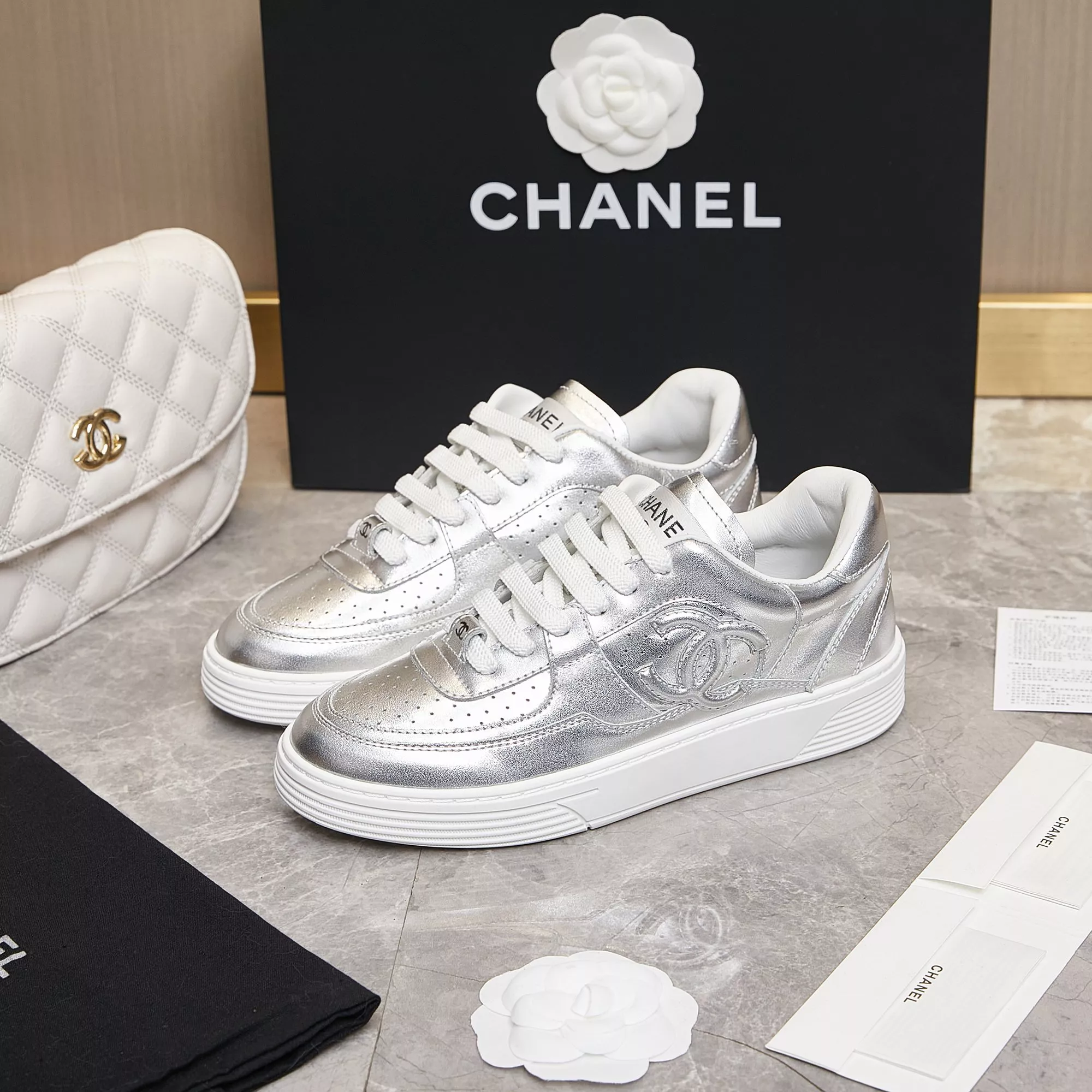 Chanel Casual Shoes For Men Flexible 6812