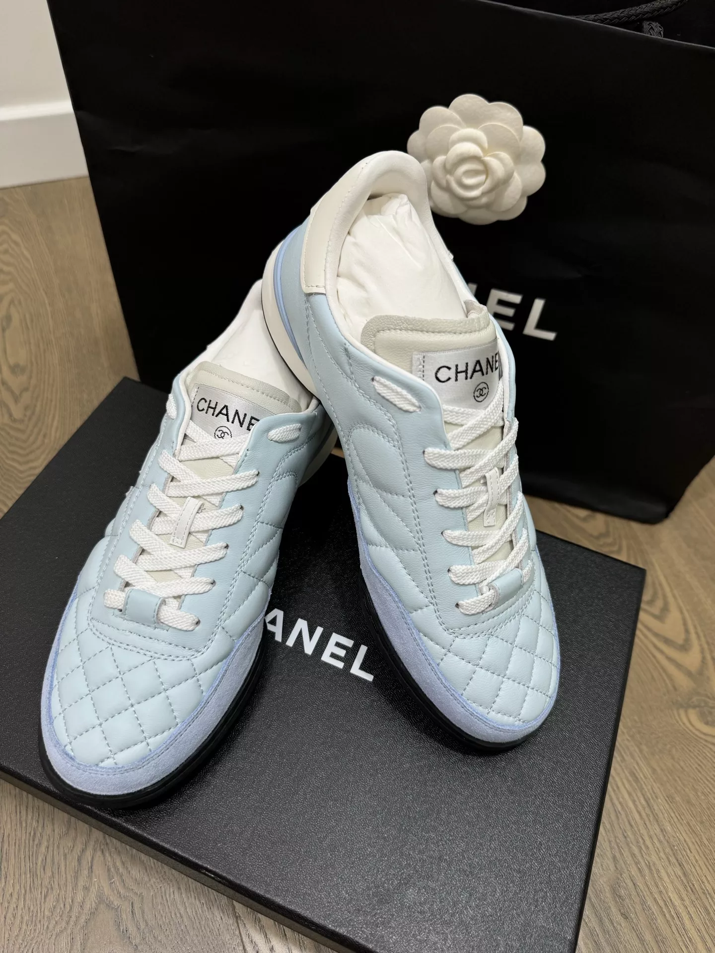 Chanel Casual Shoes For Women Durable 8881