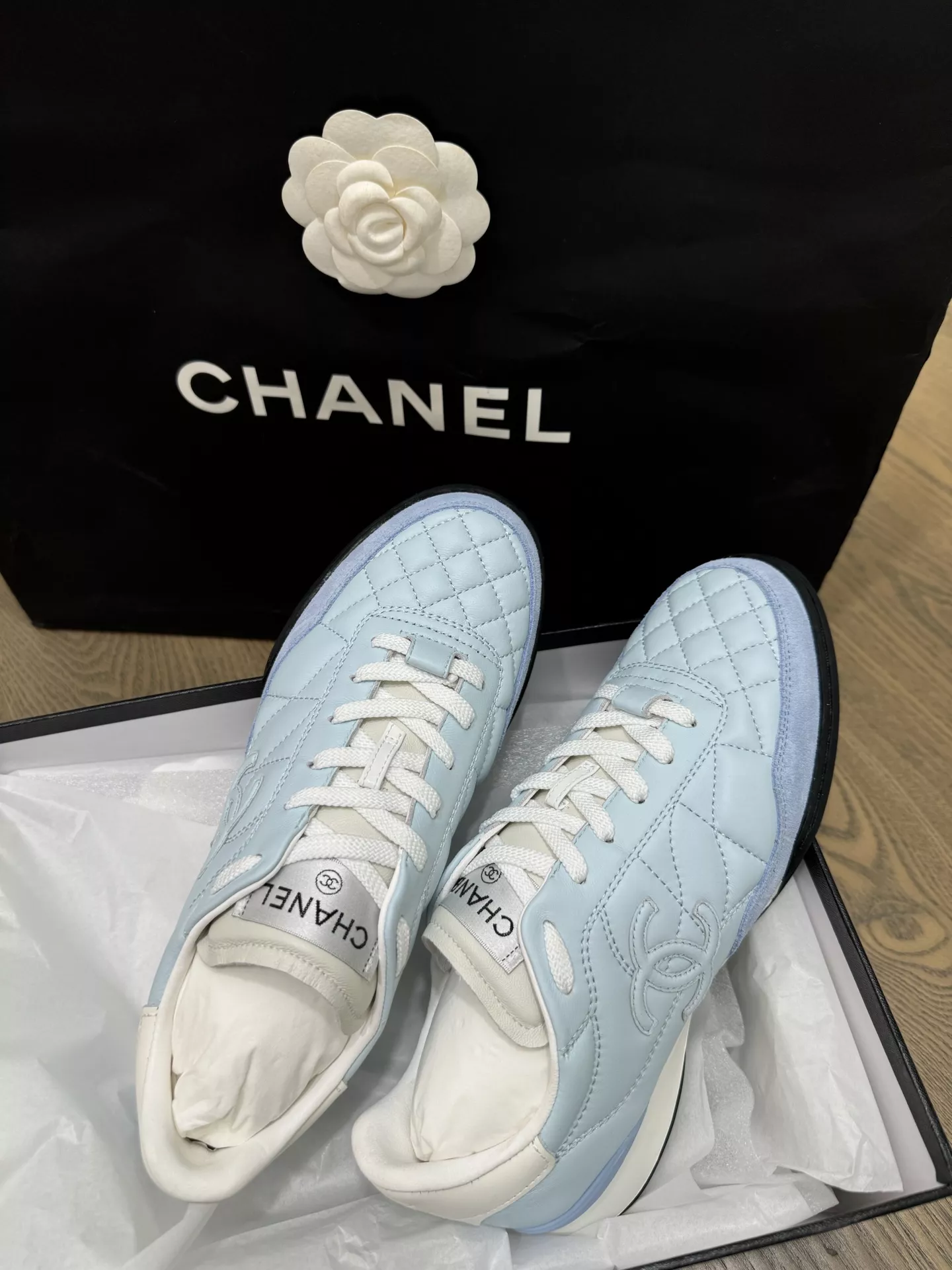 Chanel Casual Shoes For Women Durable 8881