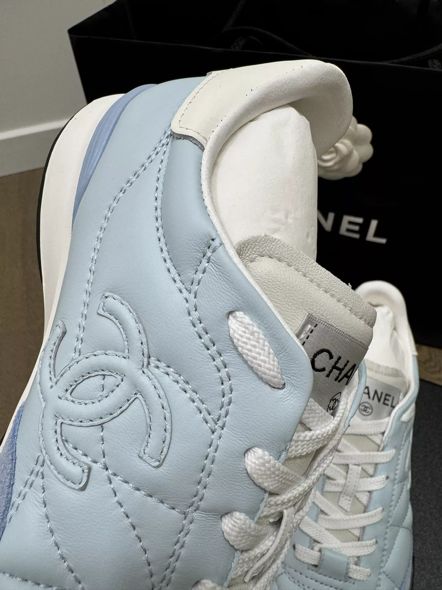 Chanel Casual Shoes For Women Durable 8881