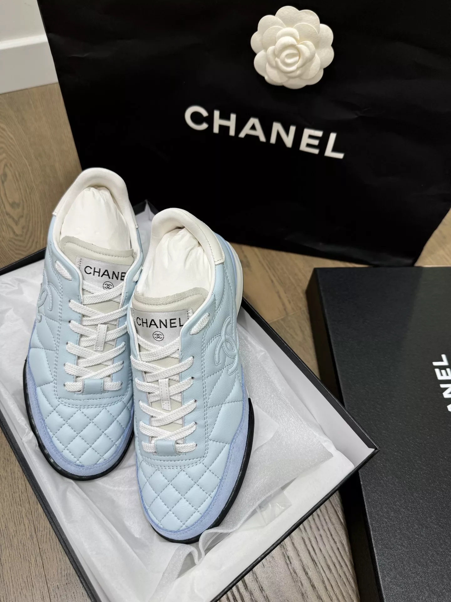 Chanel Casual Shoes For Women Durable 8881