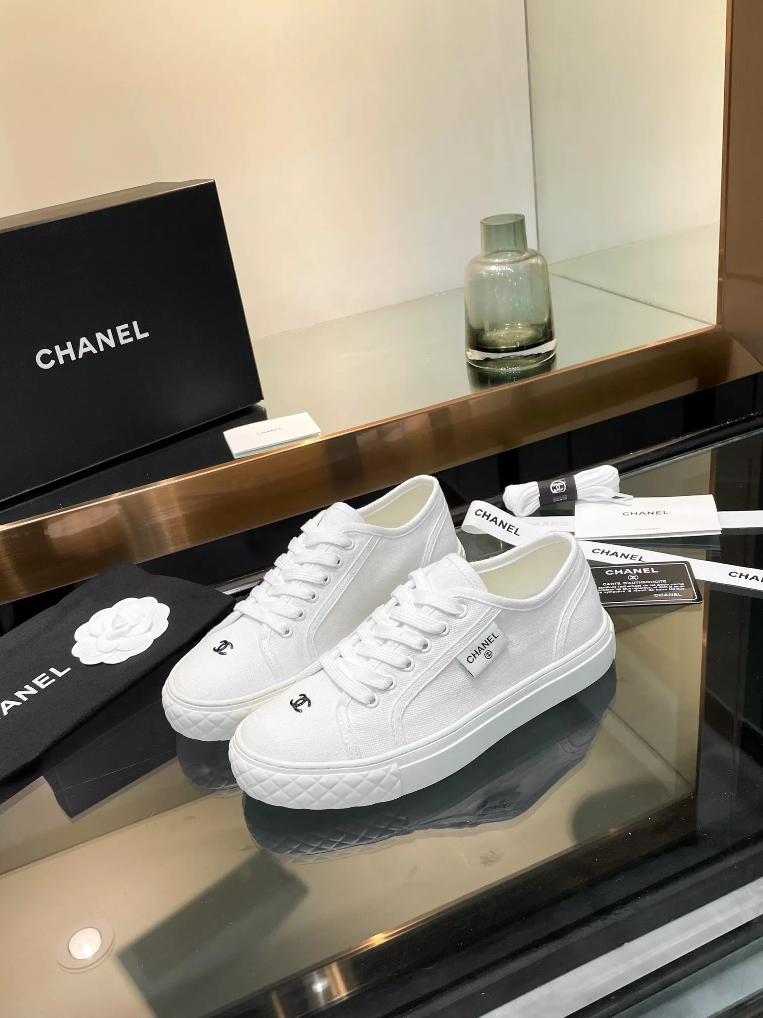 Chanel Casual Shoes For Women Fashionable 6617