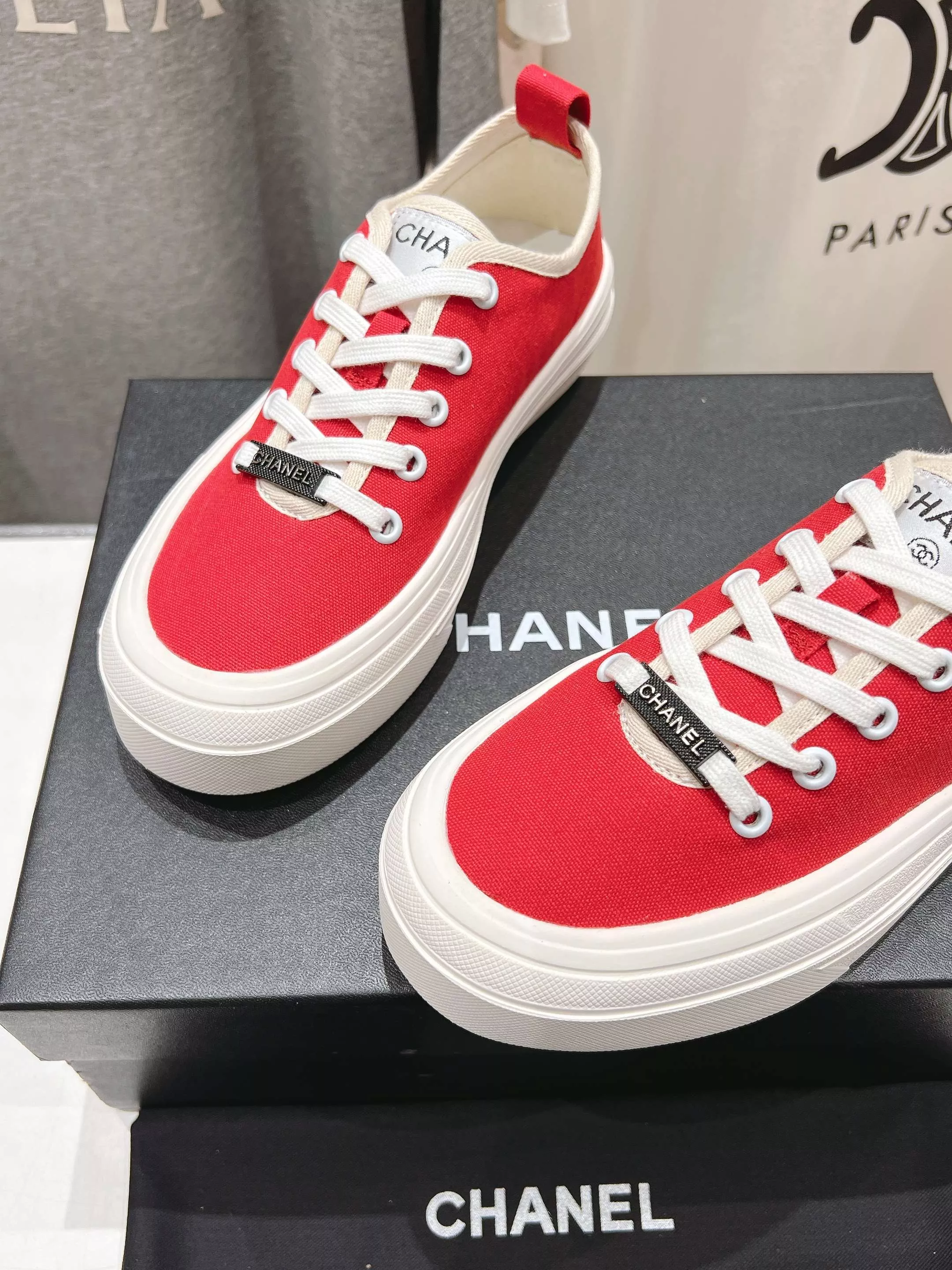 Chanel Casual Shoes For Women Trendsetting 4144