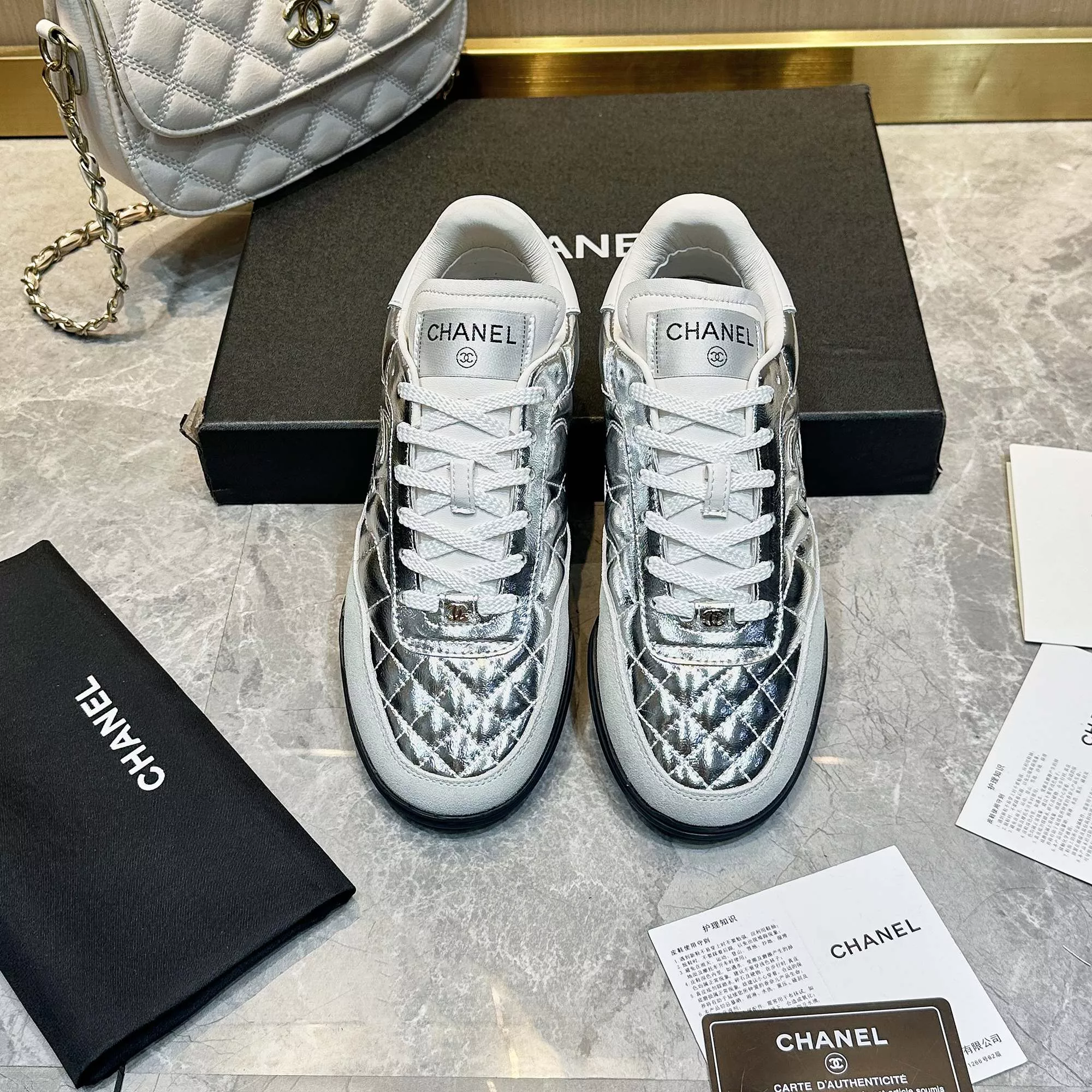 Chanel Casual Shoes For Women Trendsetting 9923