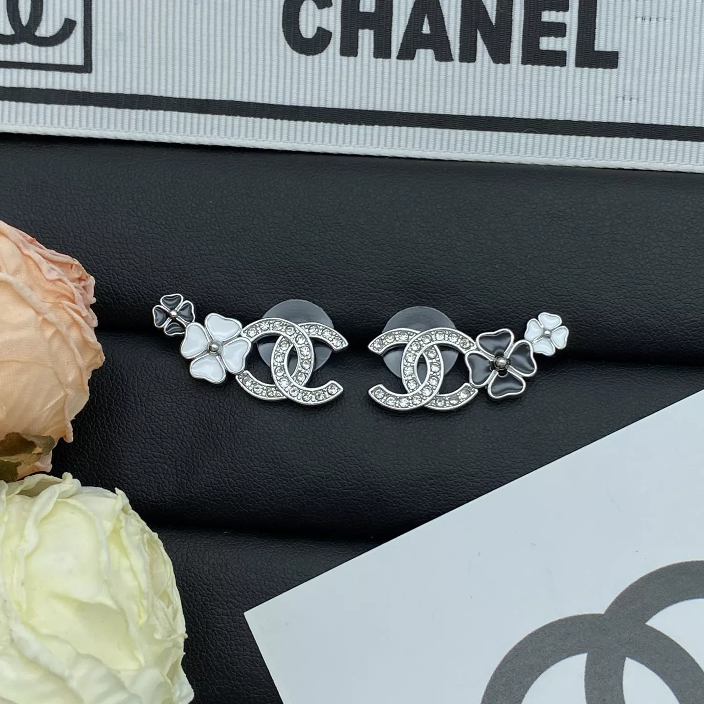 Chanel Earrings For Women Affordable 2195