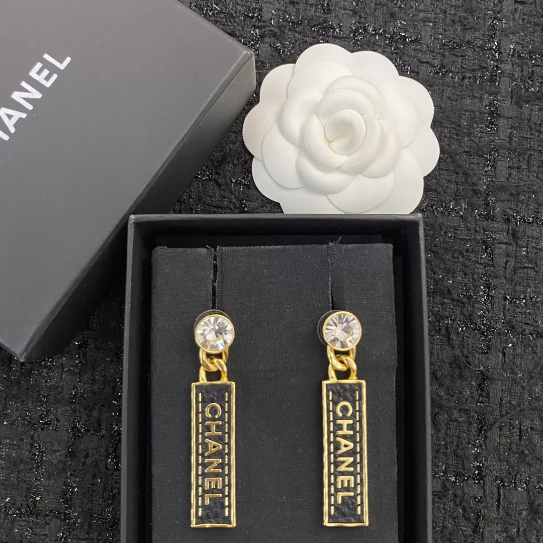 Chanel Earrings For Women Affordable 2671