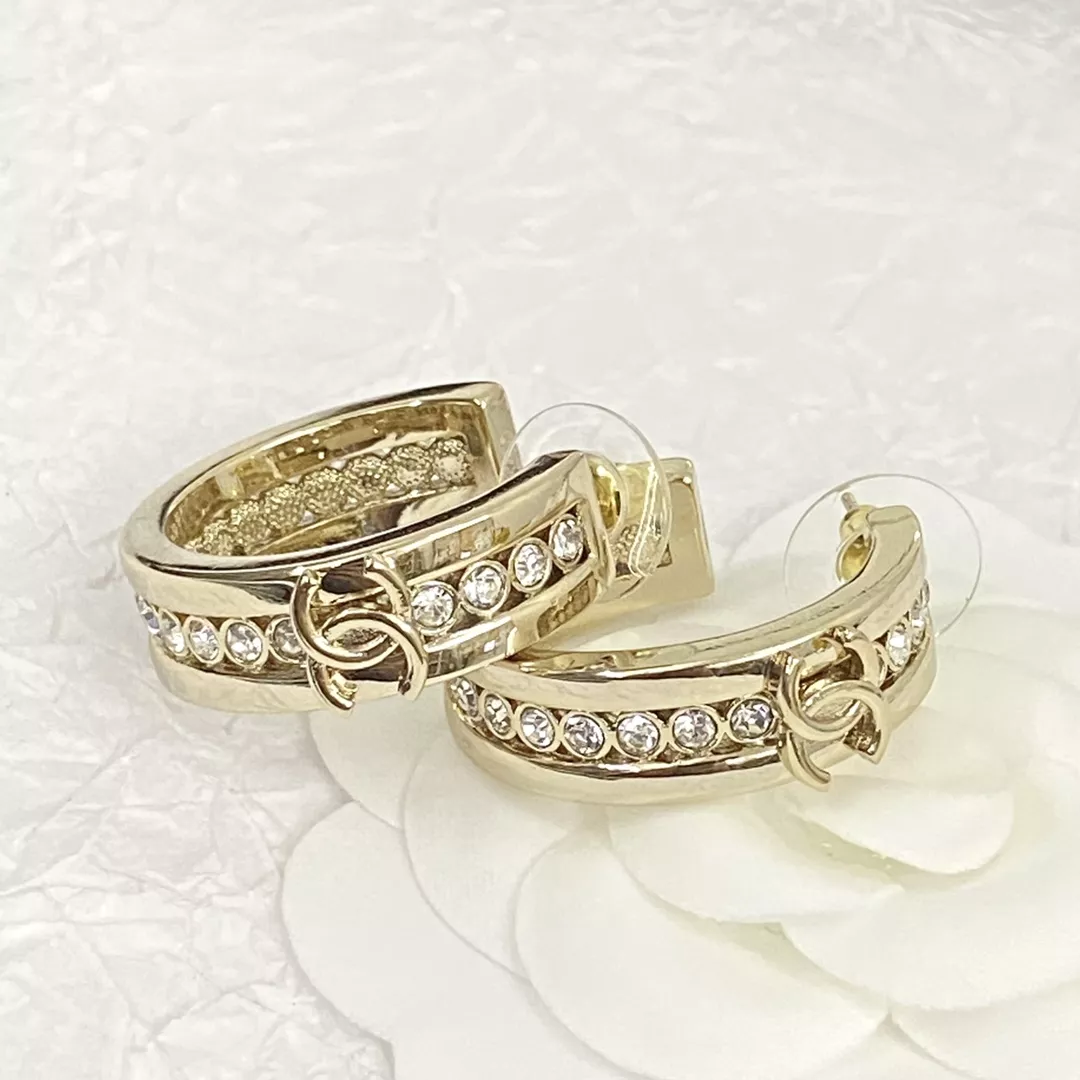 Chanel Earrings For Women Bold 4009