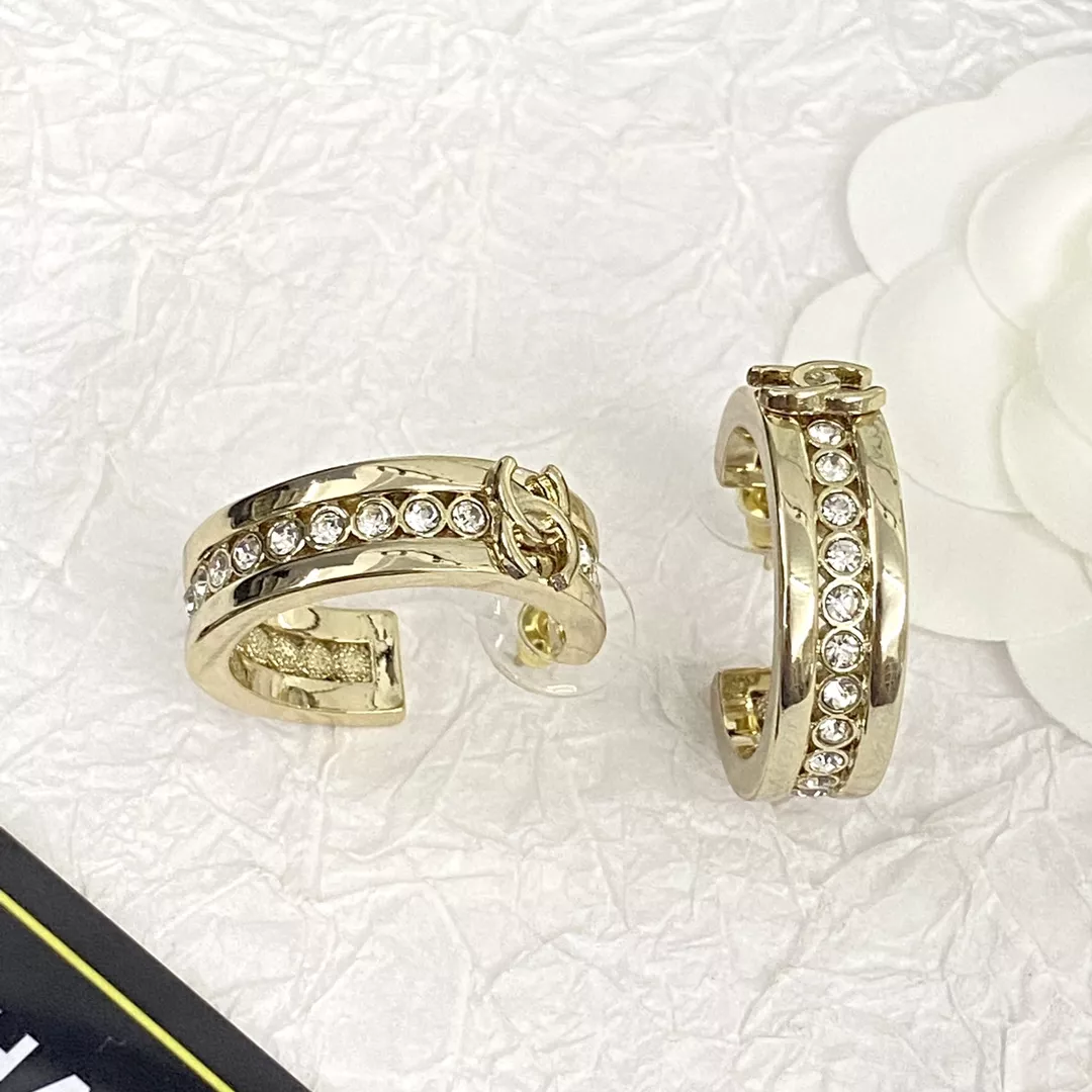 Chanel Earrings For Women Bold 4009